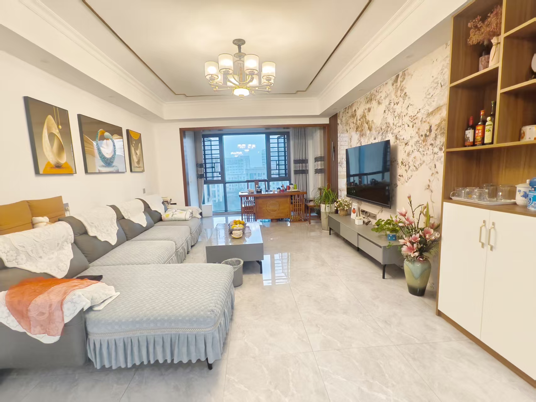 绿地玉裬府  3室2厅2卫    105.0万