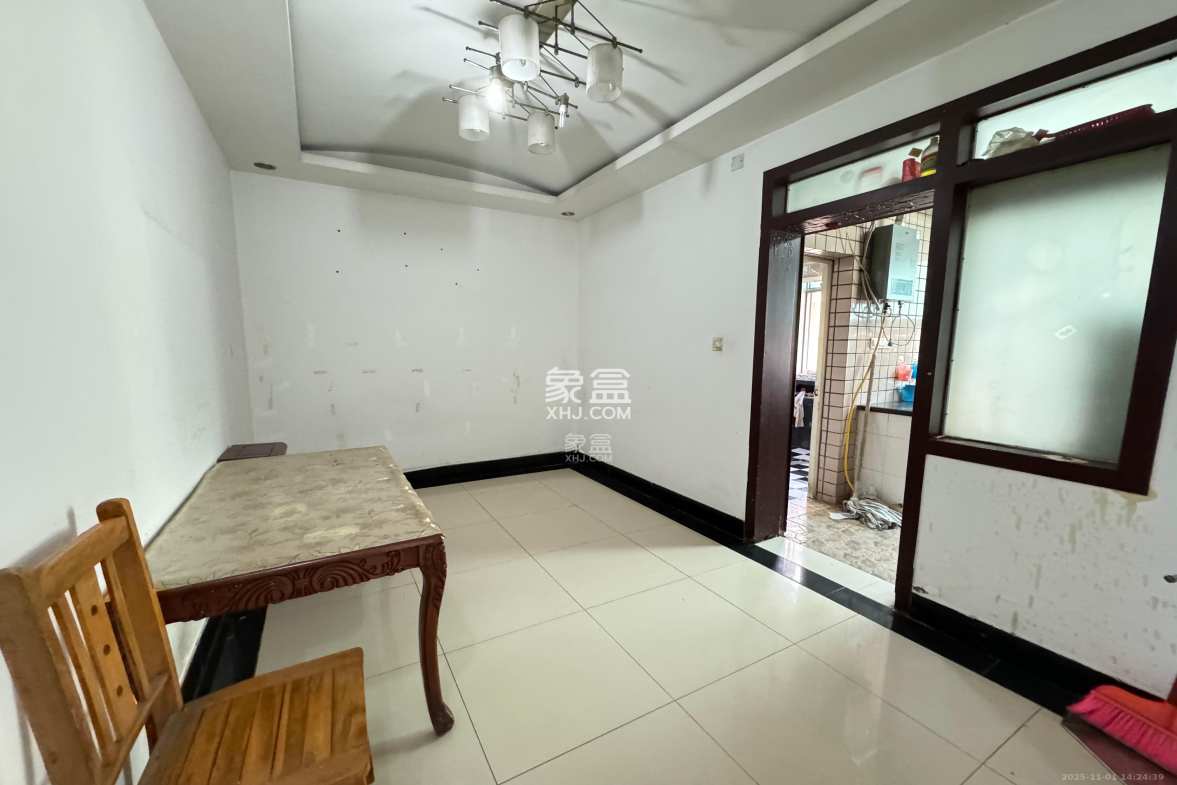 左家塘建材宿舍 2室2厅1卫 1500.0元/月 左家塘建材宿舍 2室2厅1卫 1500.0元/月室内图