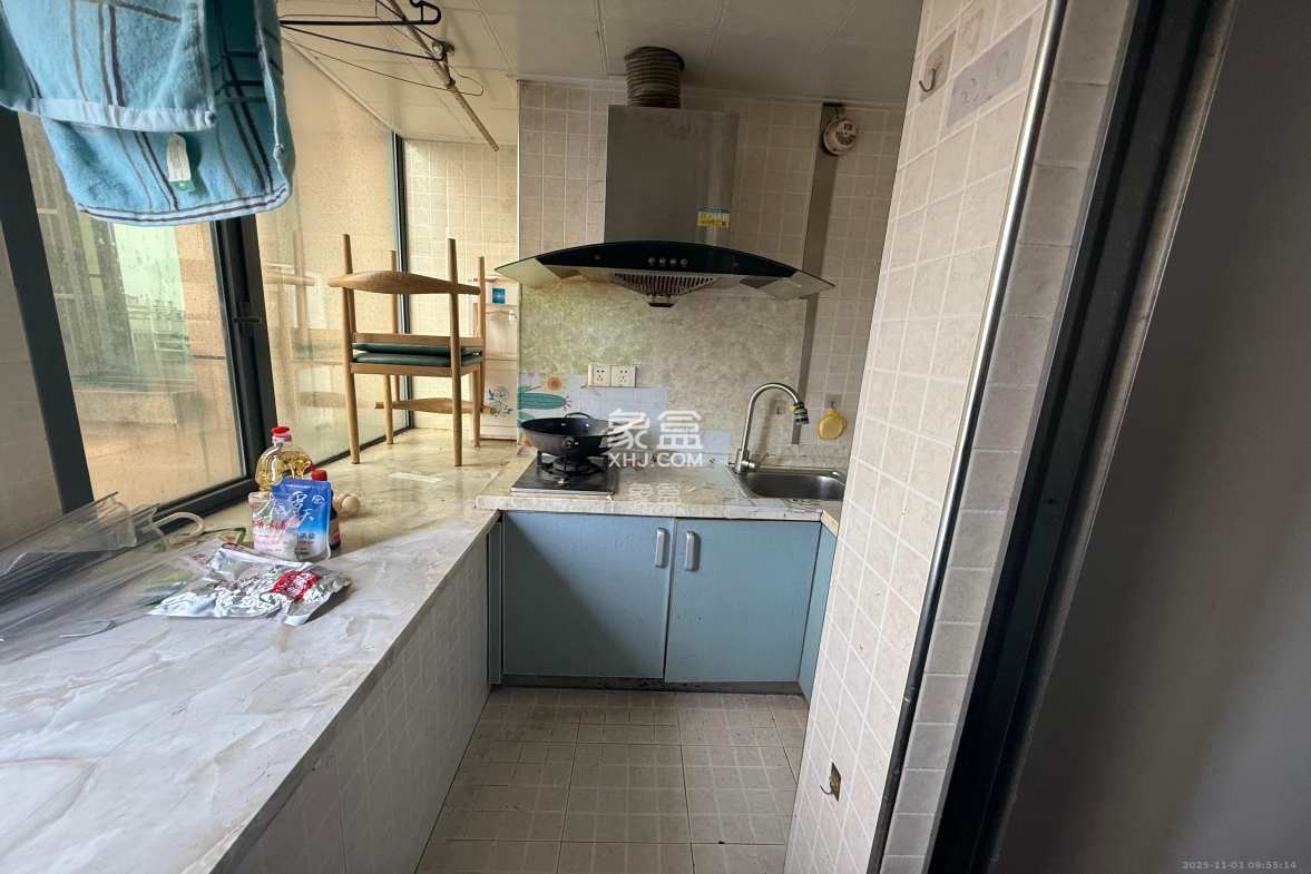 爱都(IDO) 1室1厅1卫 1400.0元/月 爱都(IDO) 1室1厅1卫 1400.0元/月室内图