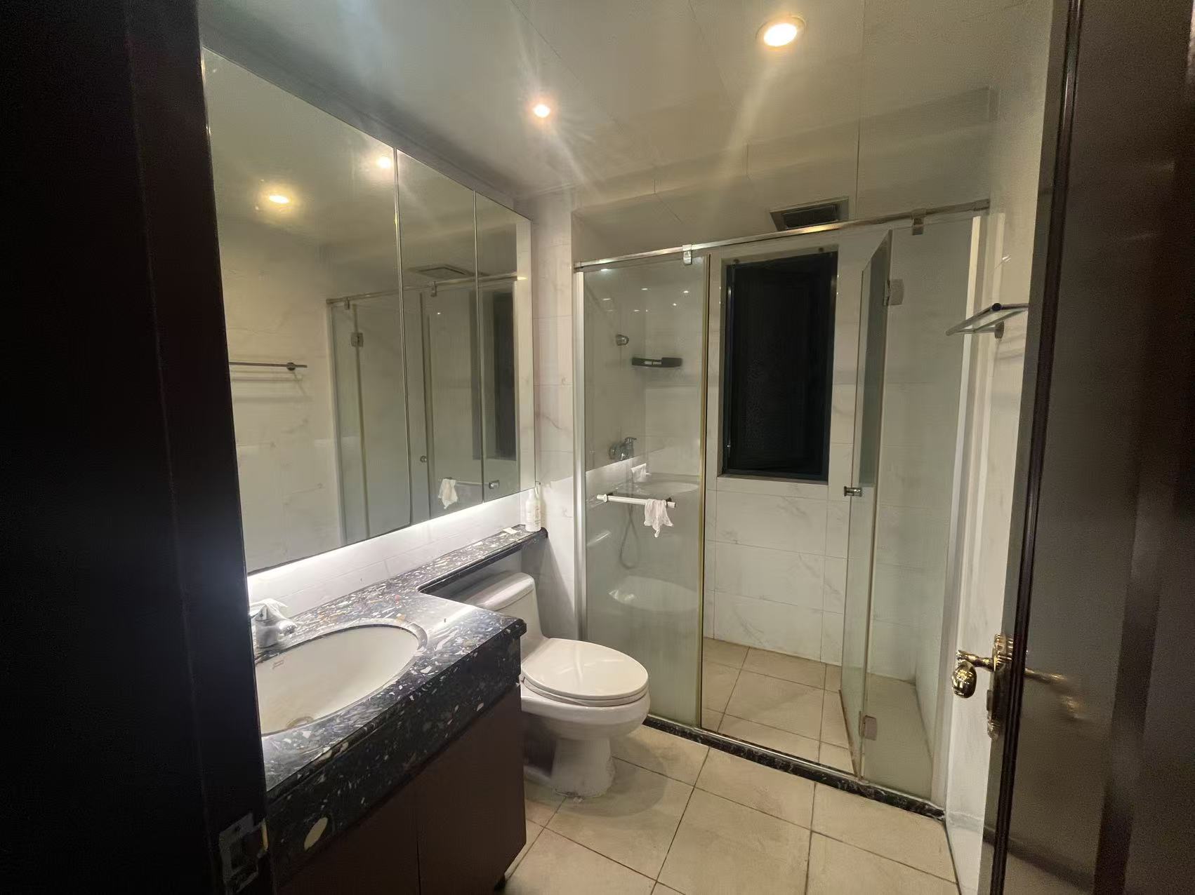 恒大绿洲 3室2厅2卫 1800.0元/月 恒大绿洲 3室2厅2卫 1800.0元/月户型图