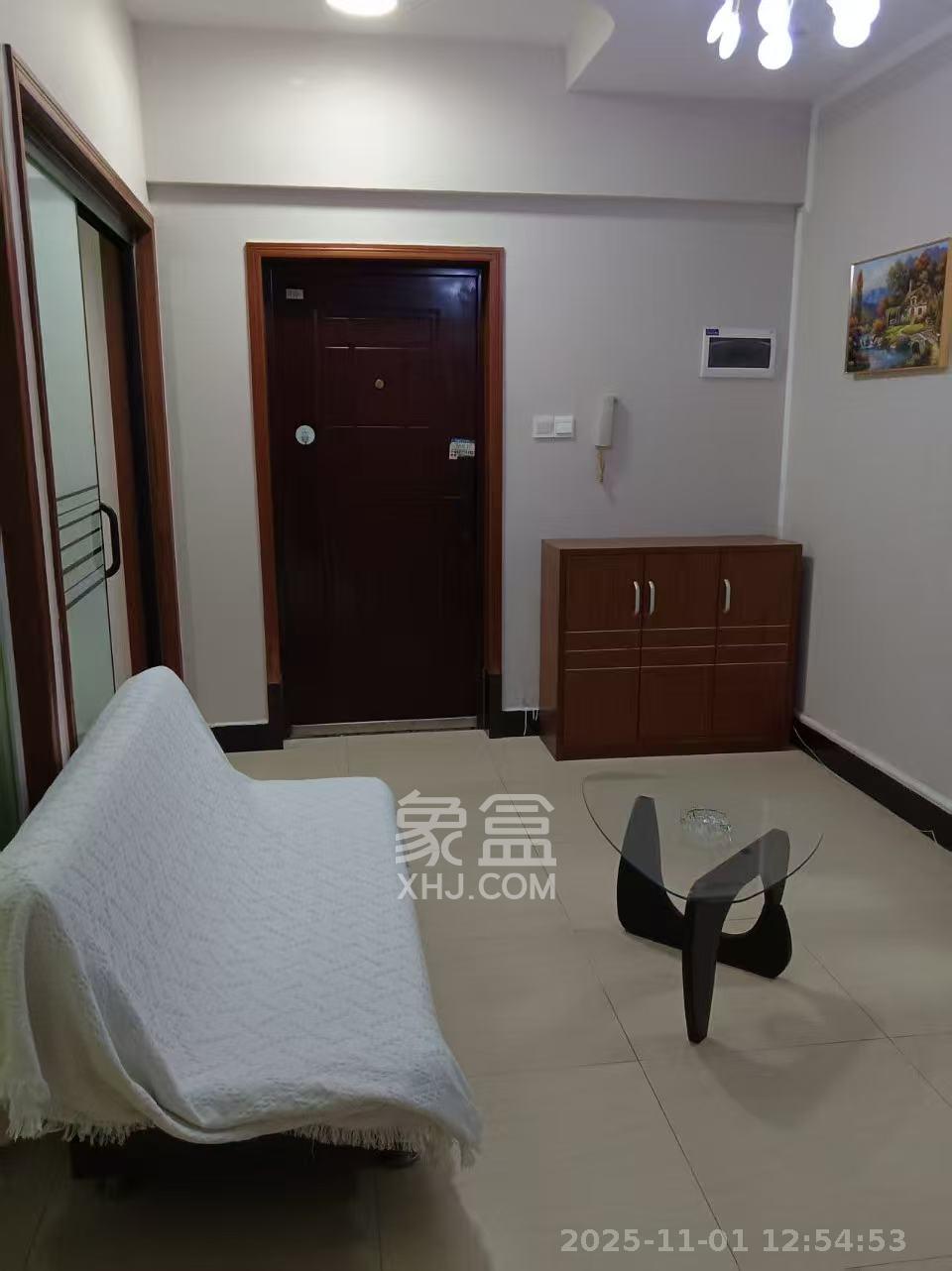 摩天一号 1室1厅1卫 1800.0元/月 摩天一号 1室1厅1卫 1800.0元/月室内图