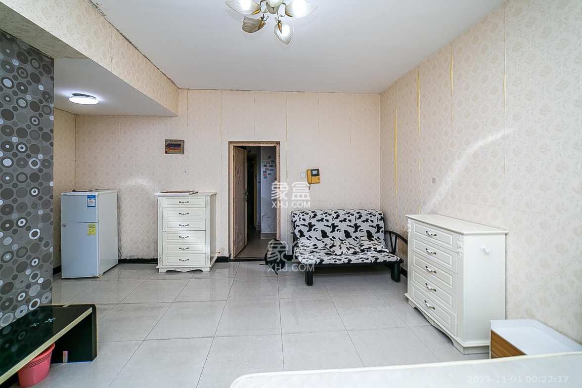 欧园 1室1厅1卫 35.0万 欧园 1室1厅1卫 35.0万卧室