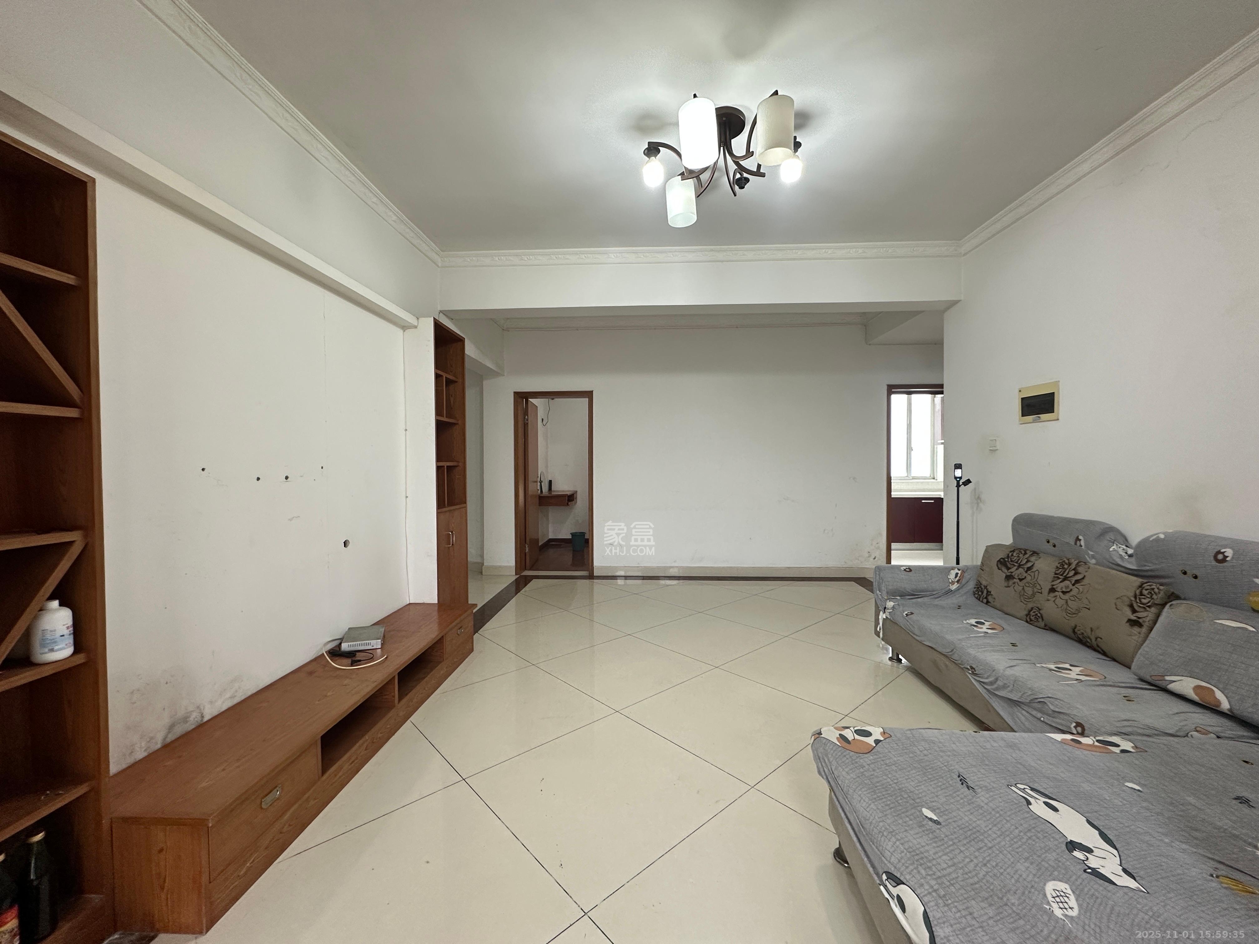 爱琴海岸  2室2厅1卫    1400.0元/月室内图