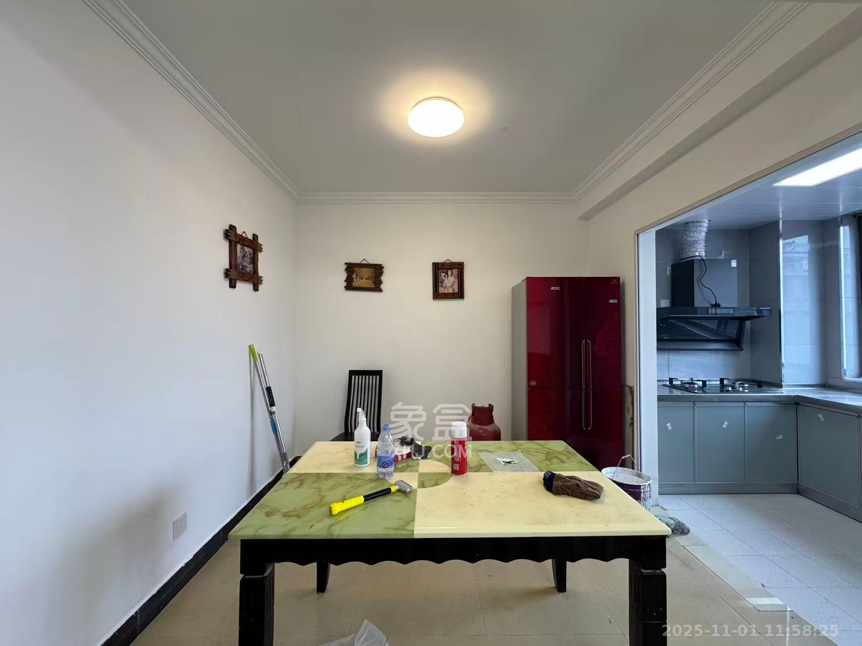 安居乐公寓  2室2厅1卫    2200.0元/月室内图