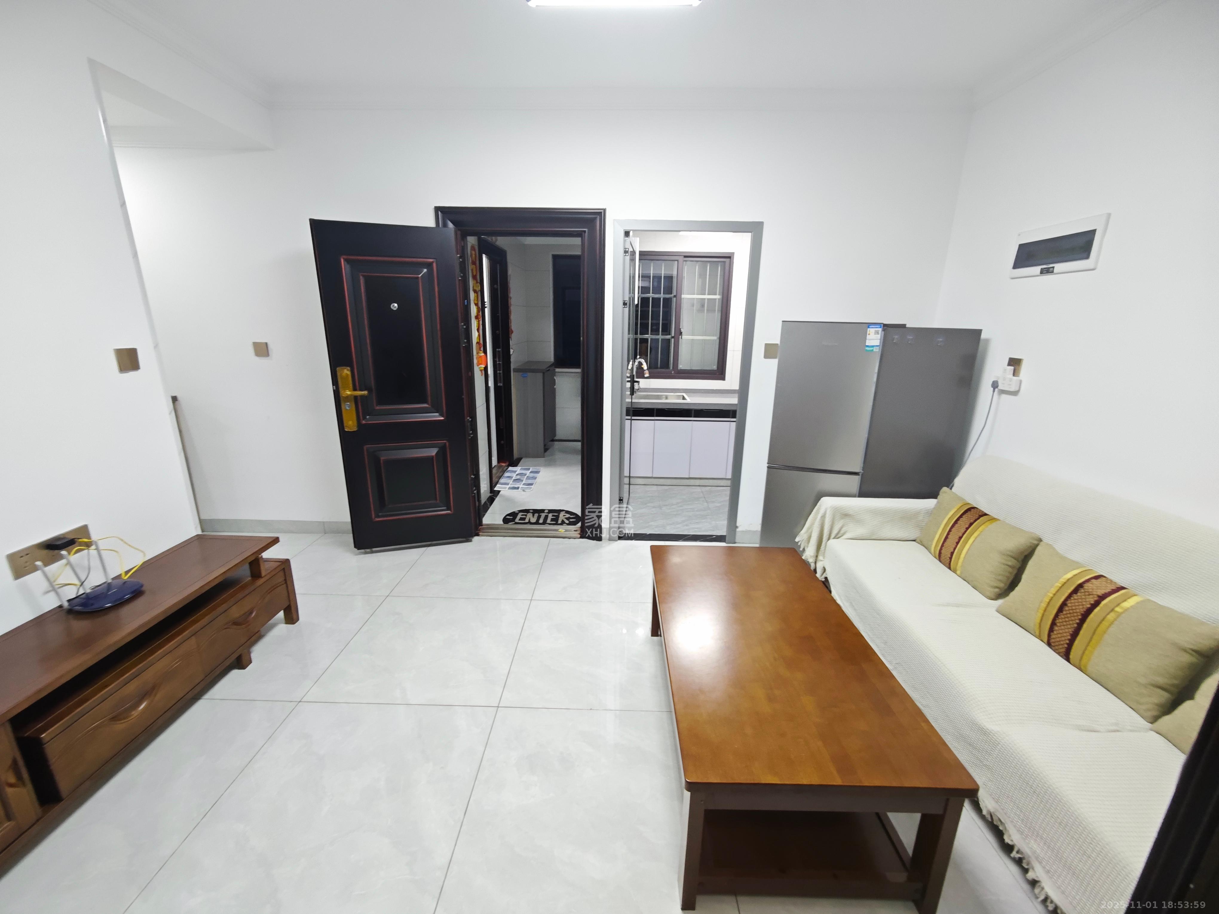 和润园三期  2室2厅1卫    1980.0元/月室内图