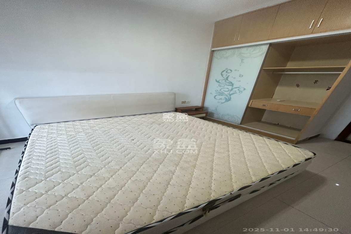 五一中央领御 3室1厅1卫 3500.0元/月 五一中央领御 3室1厅1卫 3500.0元/月室内图