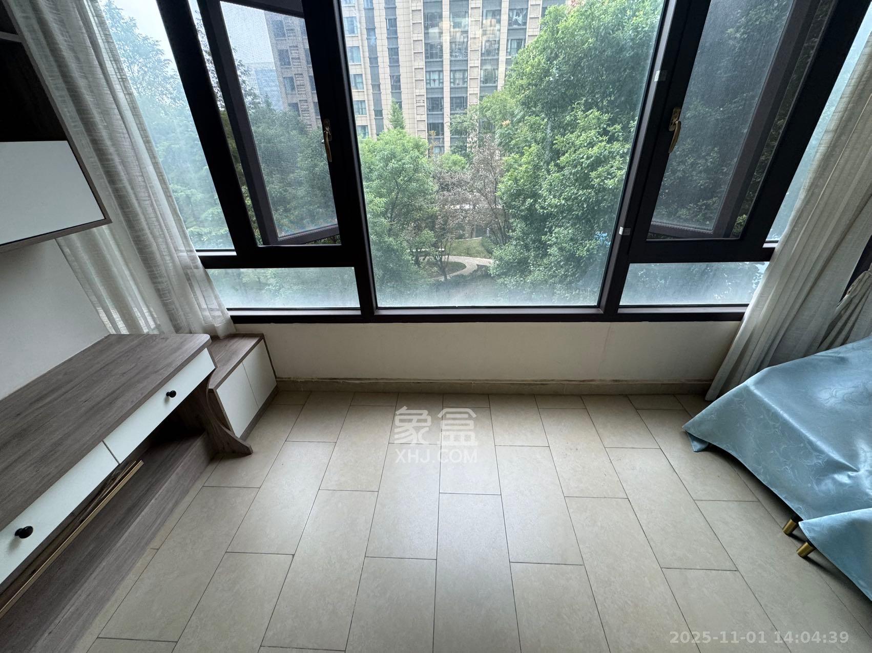 恒大国际广场  3室2厅1卫    3000.0元/月 恒大国际广场  3室2厅1卫    3000.0元/月室内图