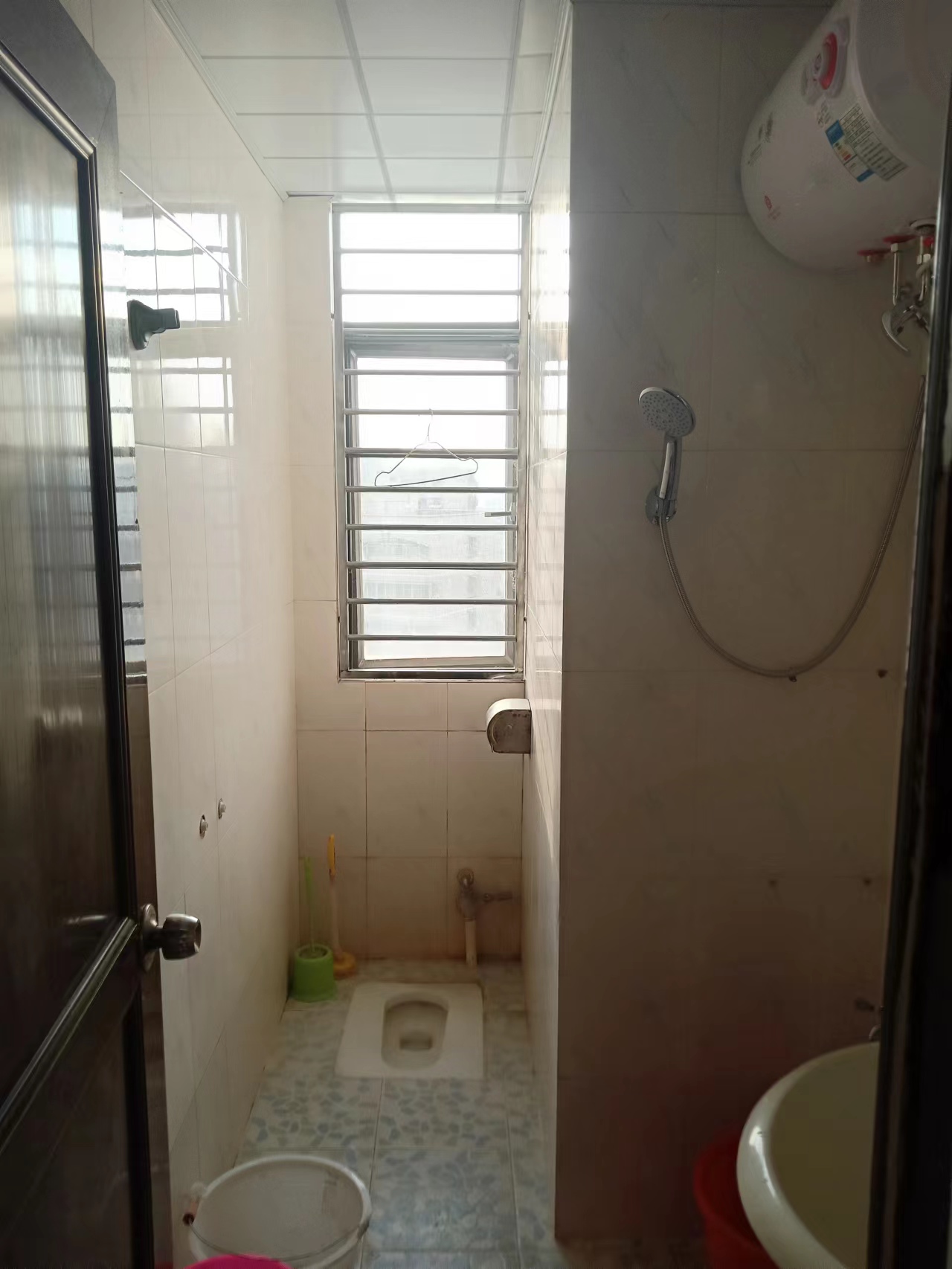 金湾花园  2室1厅1卫    91.0万 金湾花园  2室1厅1卫    91.0万室内图