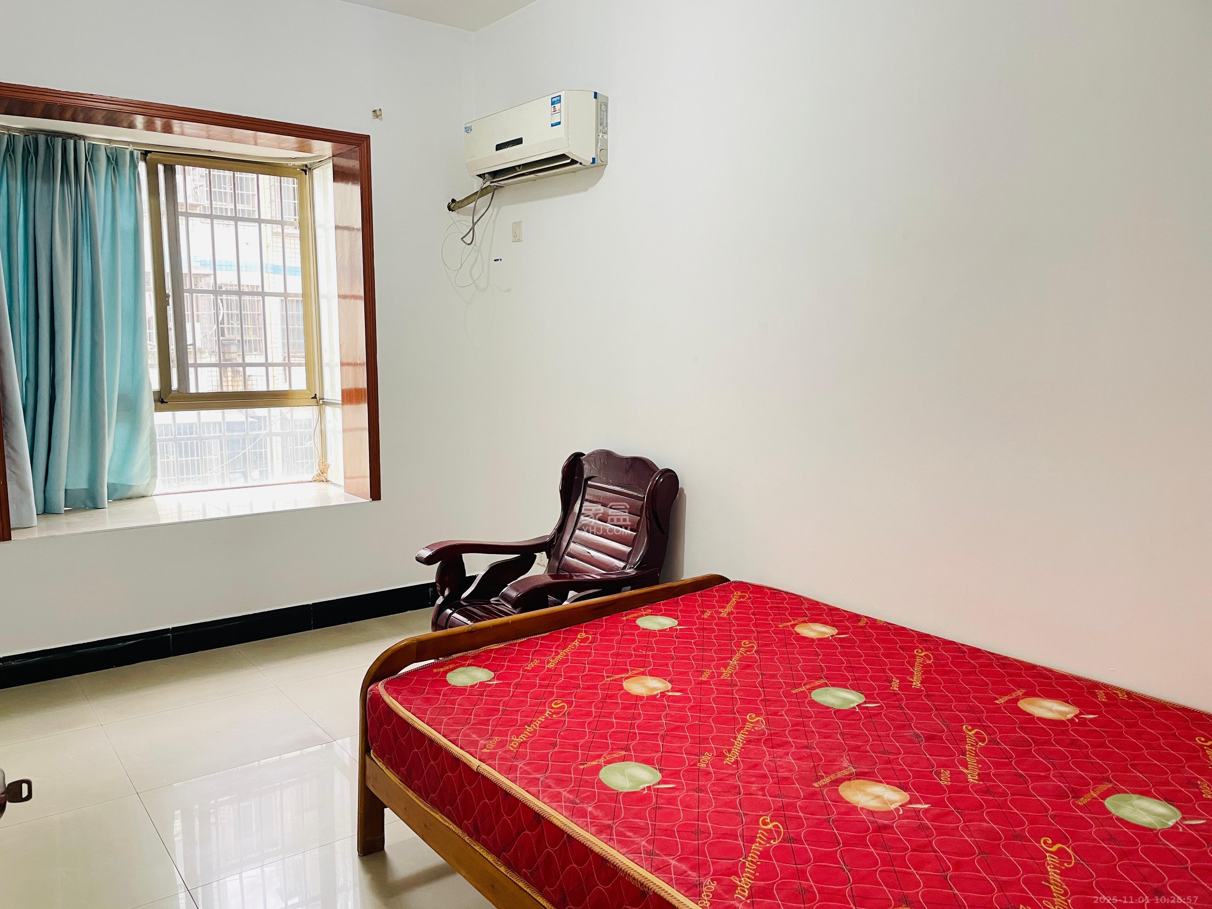 金石蓉园  2室2厅1卫    1600.0元/月室内图