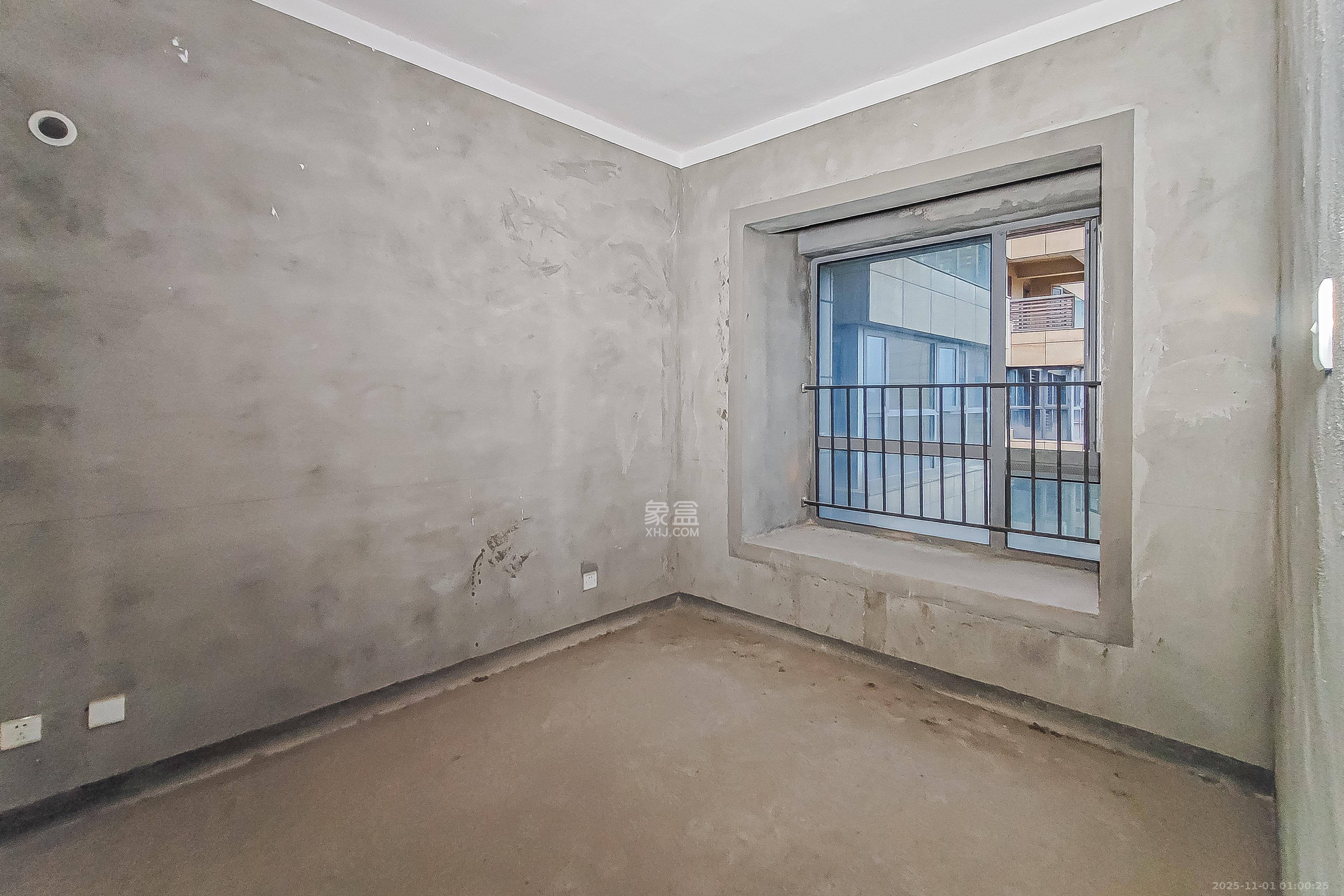 保利国际广场  3室2厅2卫    248.0万 保利国际广场  3室2厅2卫    248.0万卧室