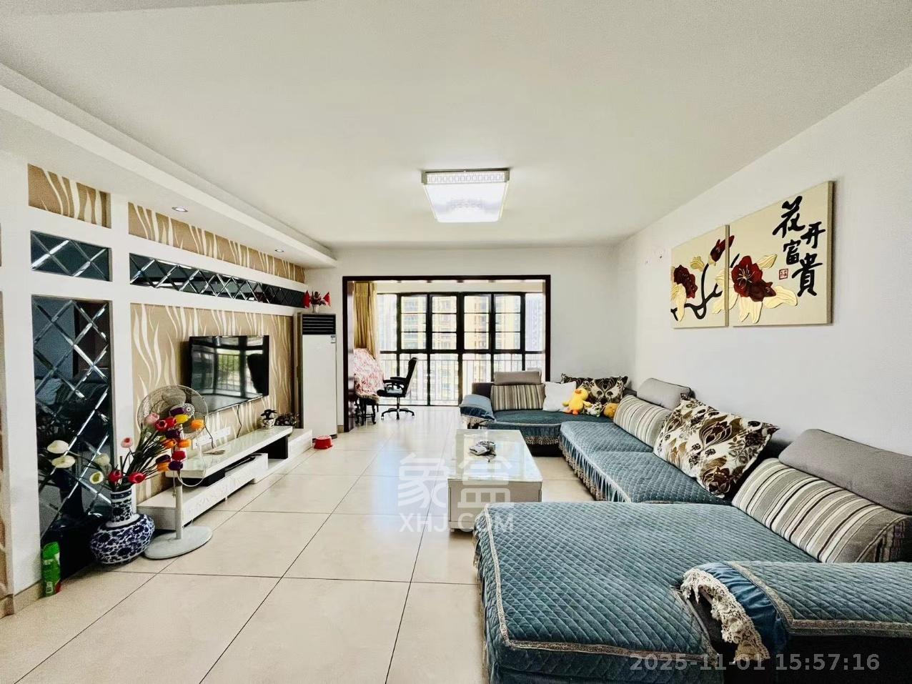 中南红领邦（红星嘉和苑）  4室1厅2卫    3200.0元/月室内图