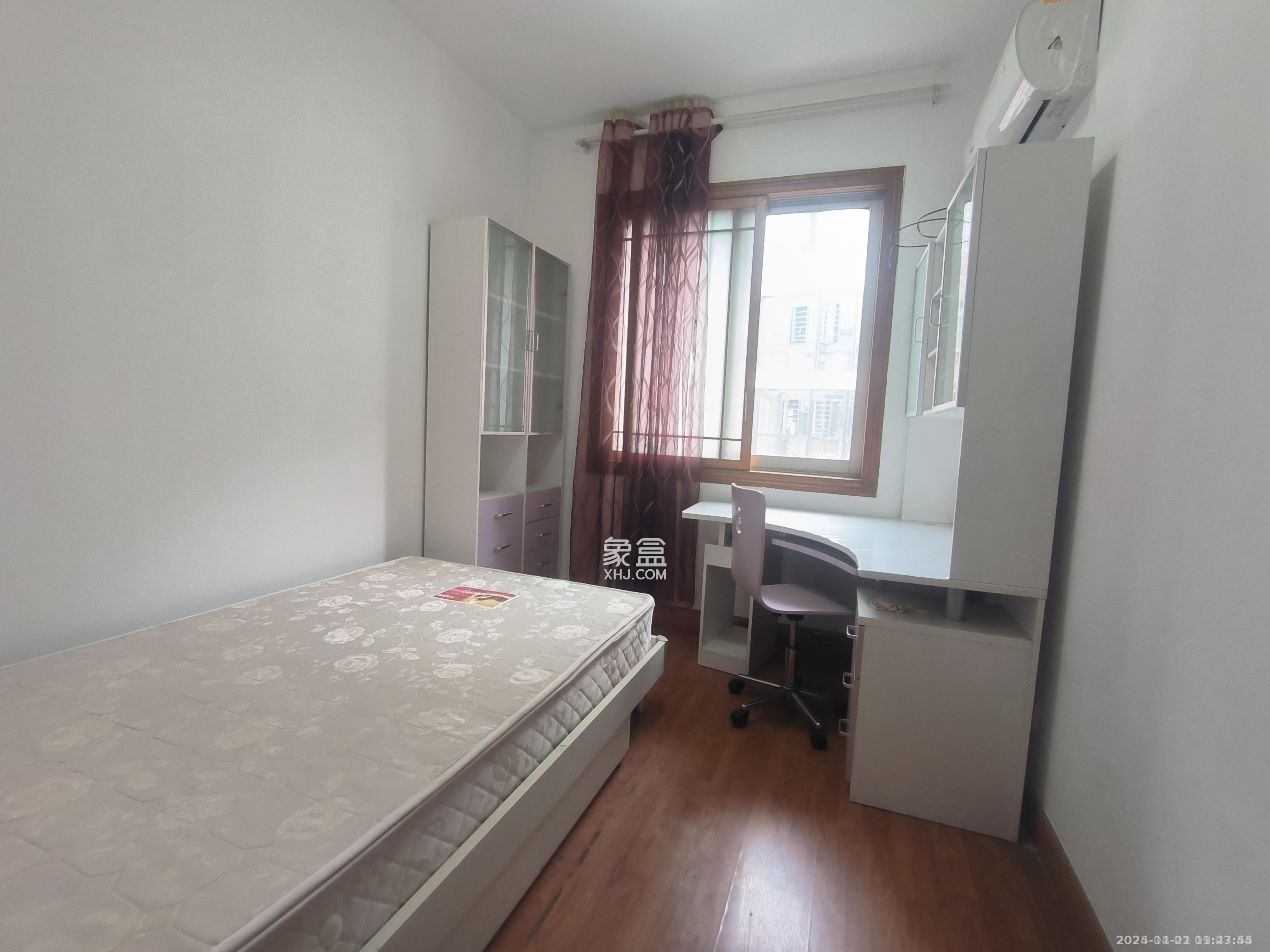 泰时新雅园  3室1厅2卫    2300.0元/月室内图