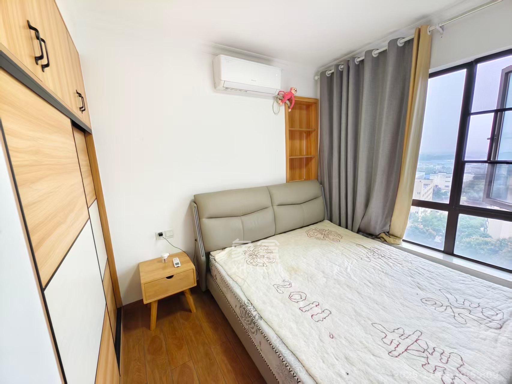 鑫远悦城（鑫远悦时代）  3室2厅1卫    2400.0元/月室内图