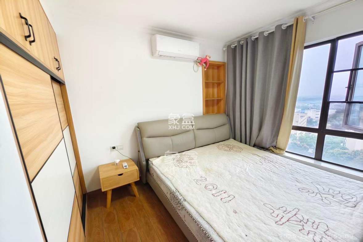 鑫远悦城(鑫远悦时代) 3室2厅1卫 2400.0元/月 鑫远悦城(鑫远悦时代) 3室2厅1卫 2400.0元/月室内图