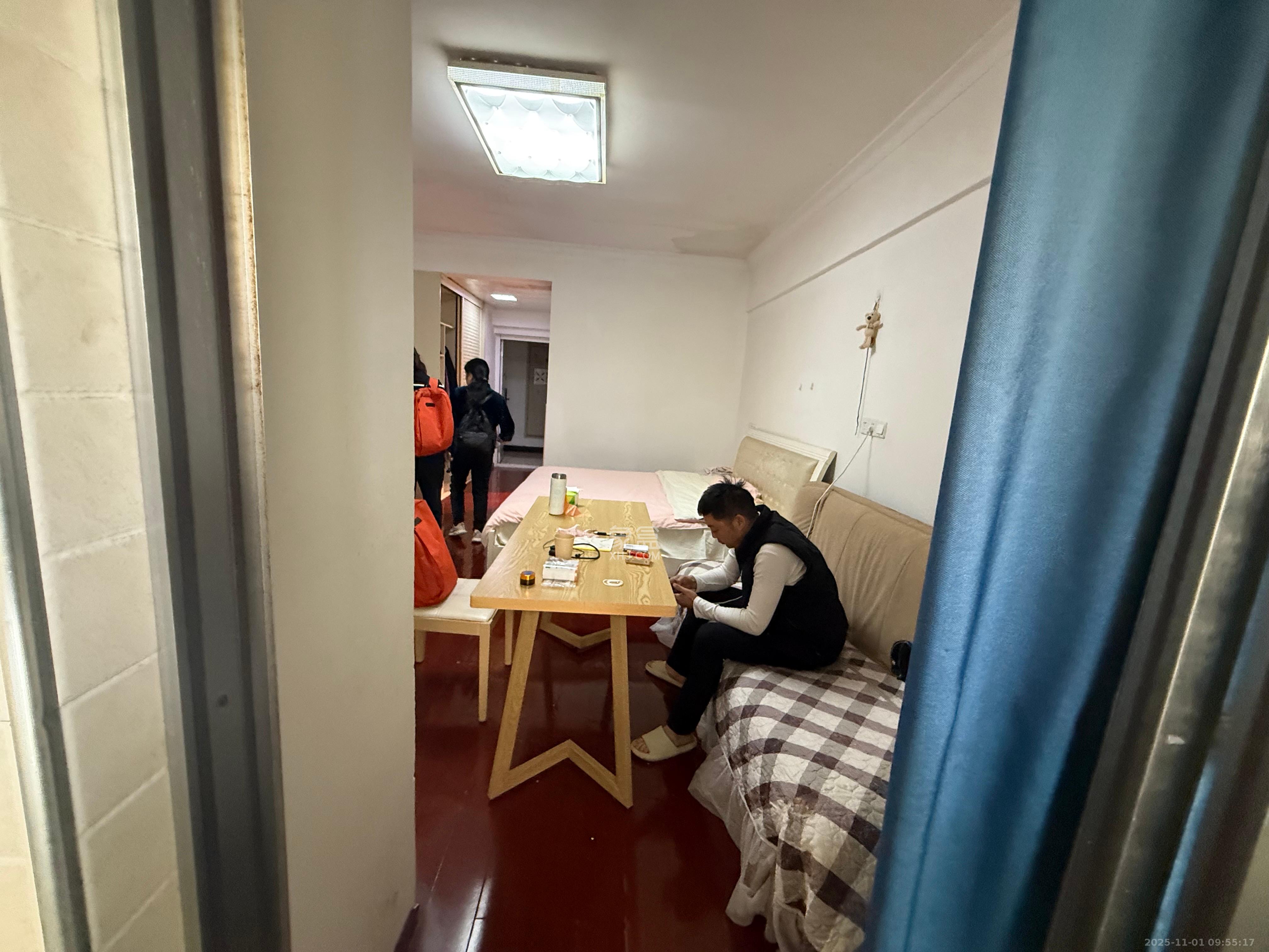 爱都（IDO）  1室1厅1卫    1400.0元/月室内图