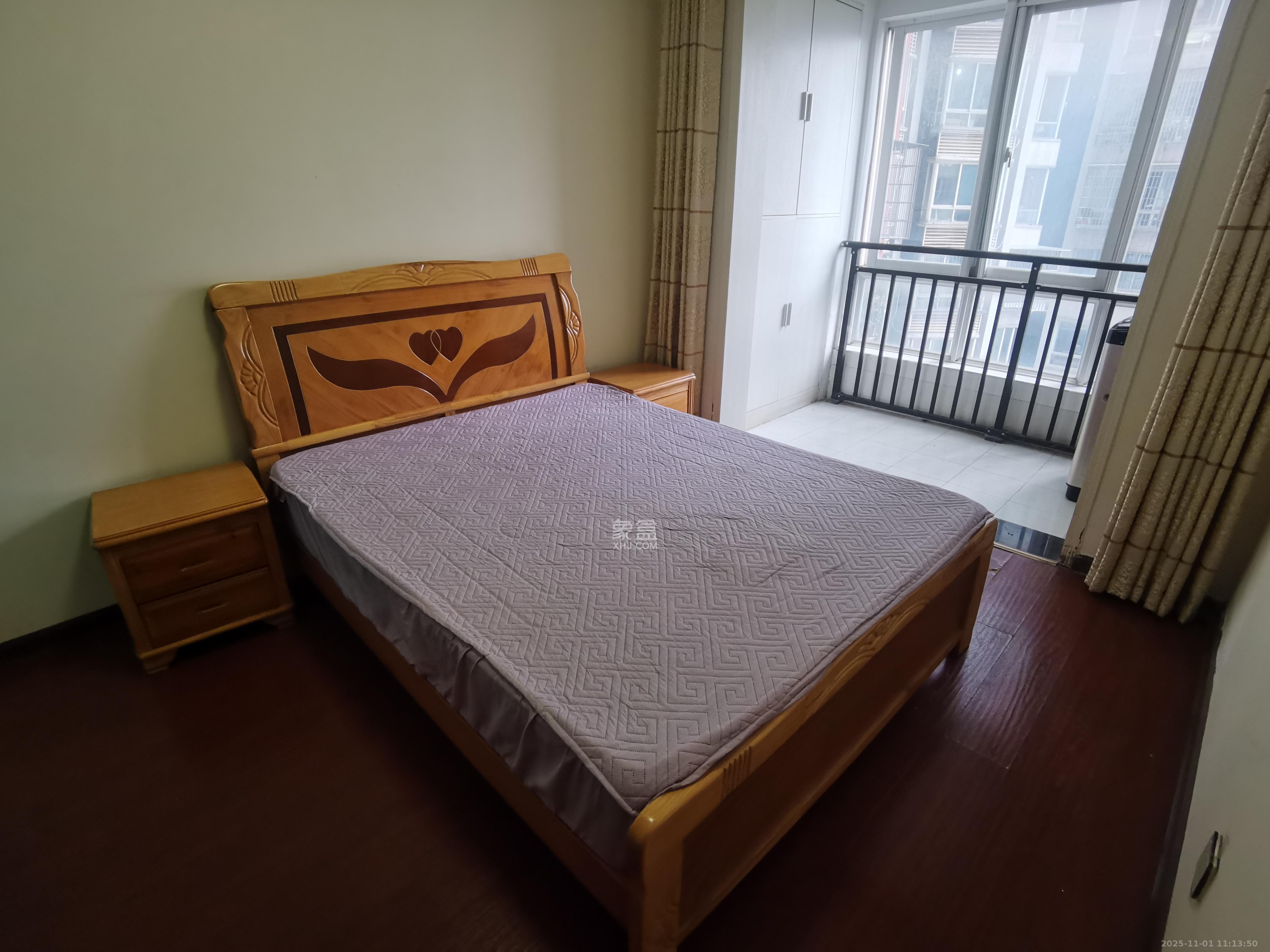 东门壹号家园 3室2厅2卫 2800.0元/月 东门壹号家园 3室2厅2卫 2800.0元/月室内图