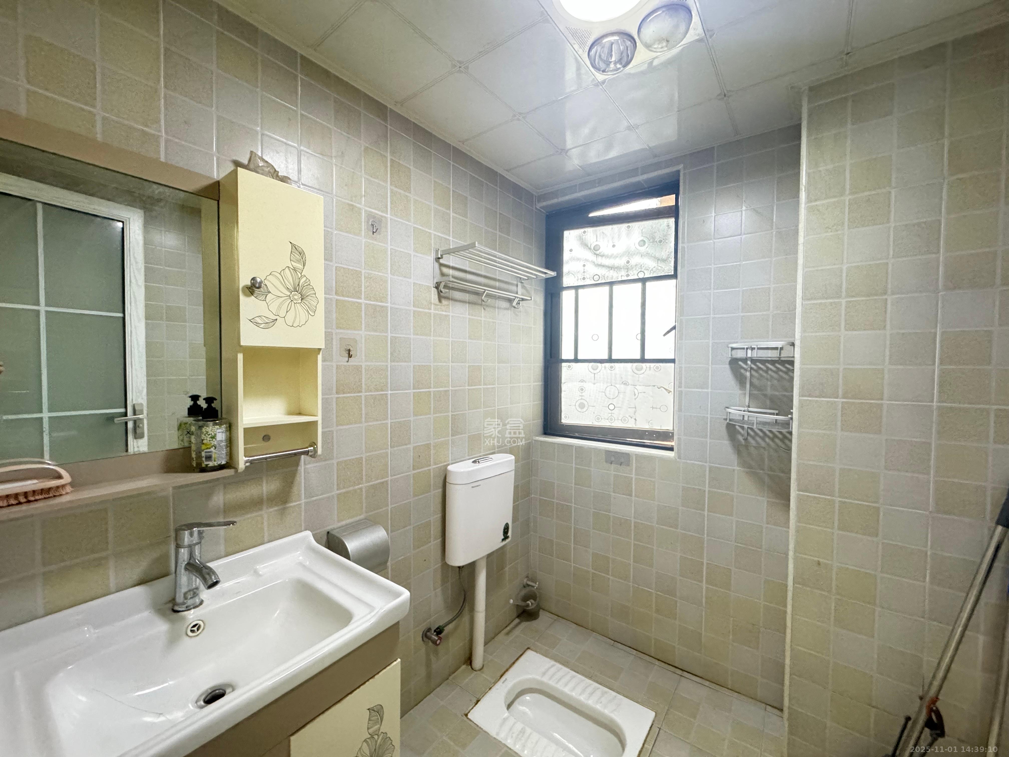 东宜兰园 2室1厅1卫 1900.0元/月 东宜兰园 2室1厅1卫 1900.0元/月室内图