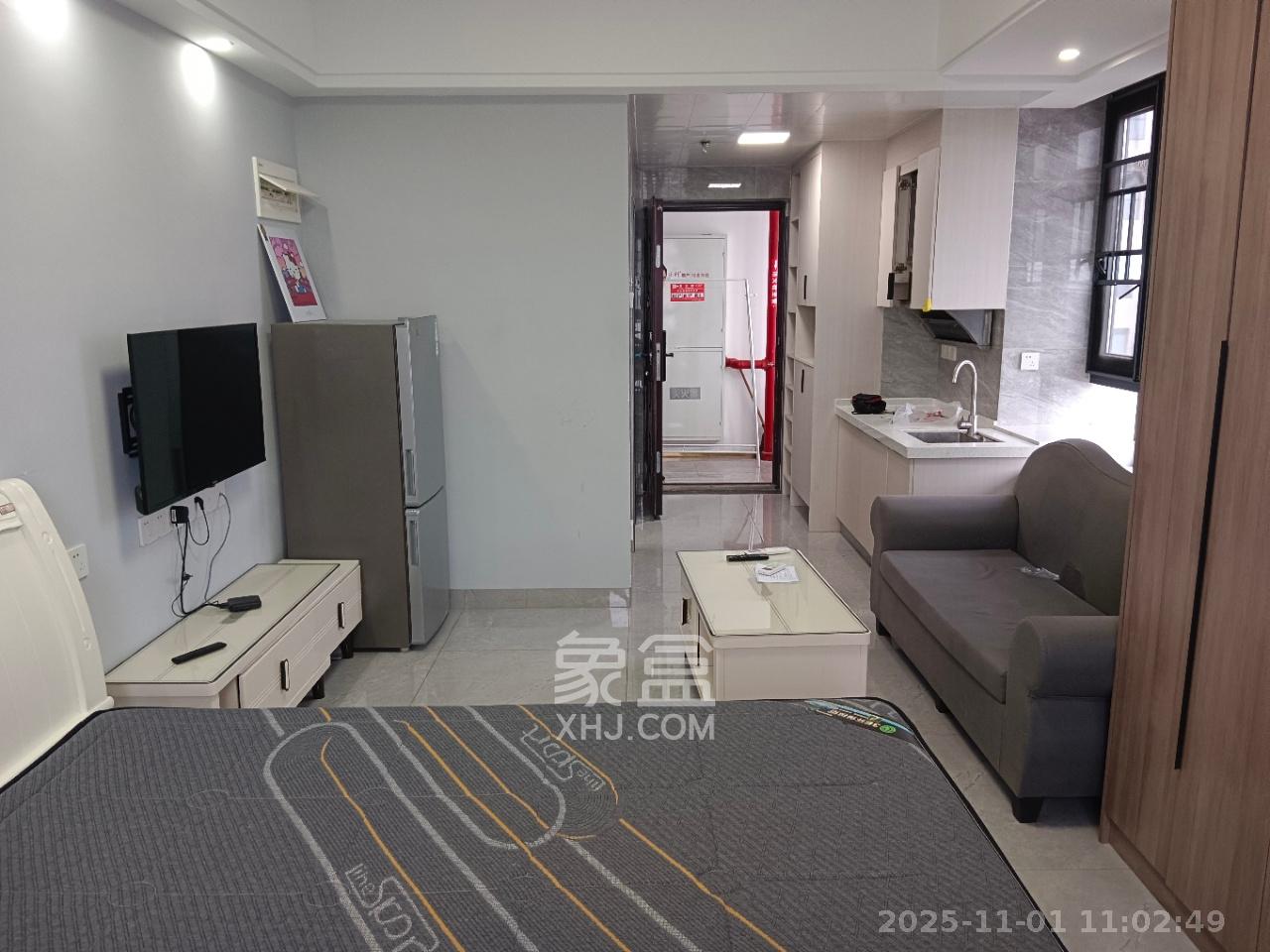 保利麓谷林语I区  1室1厅1卫    1600.0元/月 保利麓谷林语I区  1室1厅1卫    1600.0元/月室内图