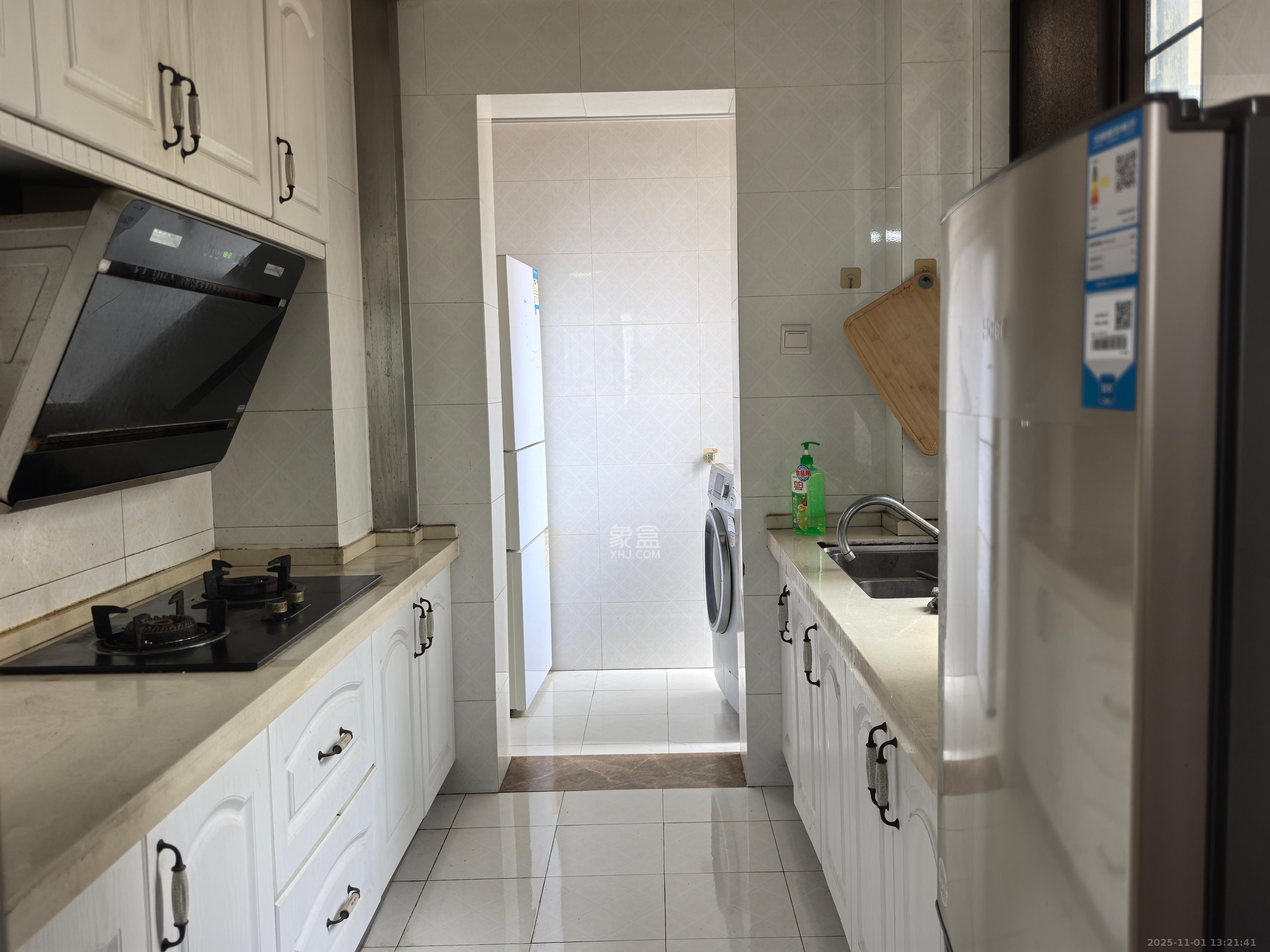 宏聚地中海  2室2厅1卫    2000.0元/月室内图