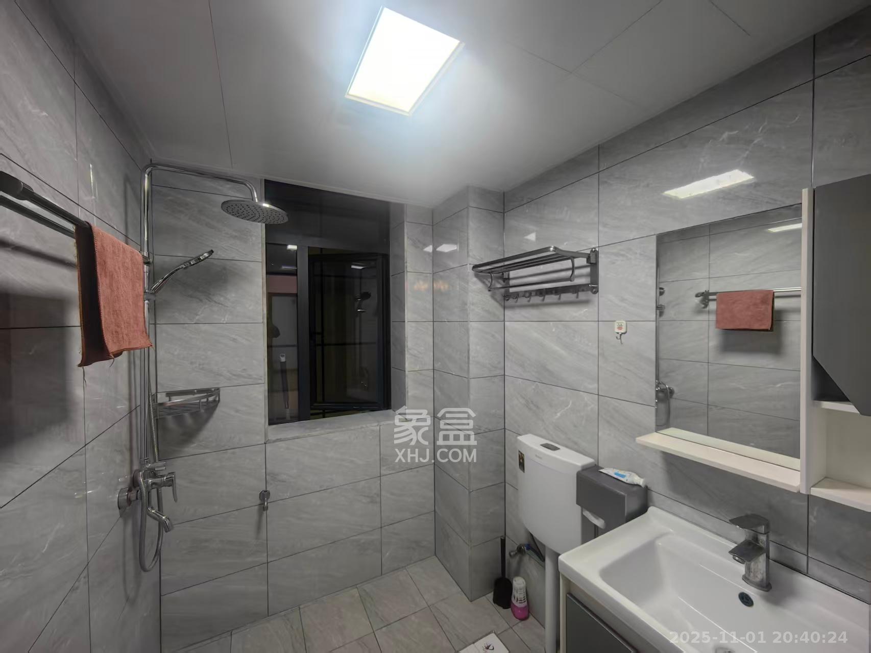 翰林居  2室2厅1卫    1600.0元/月室内图