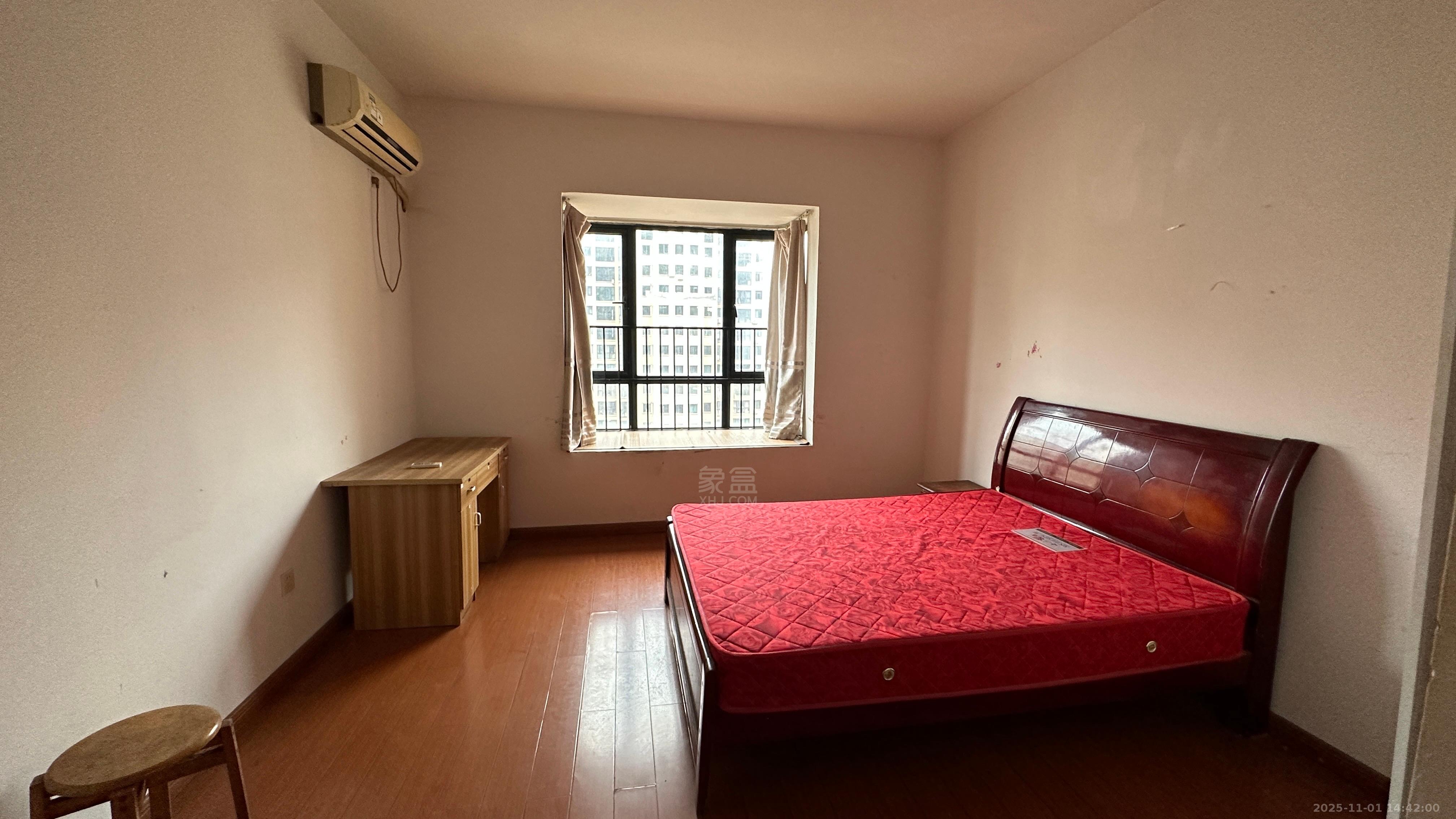 康桥美郡 3室2厅2卫 1700.0元/月 康桥美郡 3室2厅2卫 1700.0元/月室内图