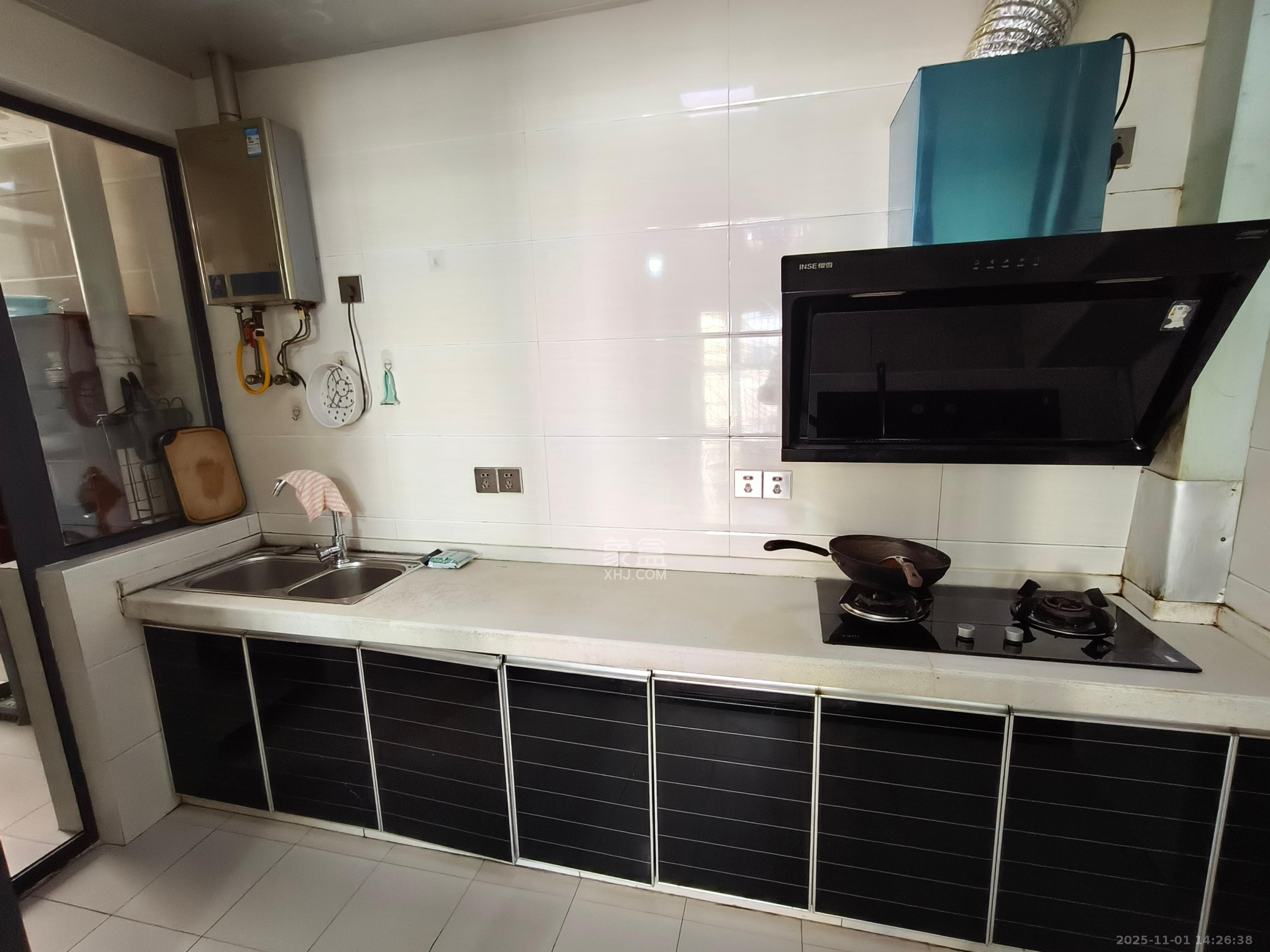 极目楚天  2室2厅1卫    2000.0元/月室内图