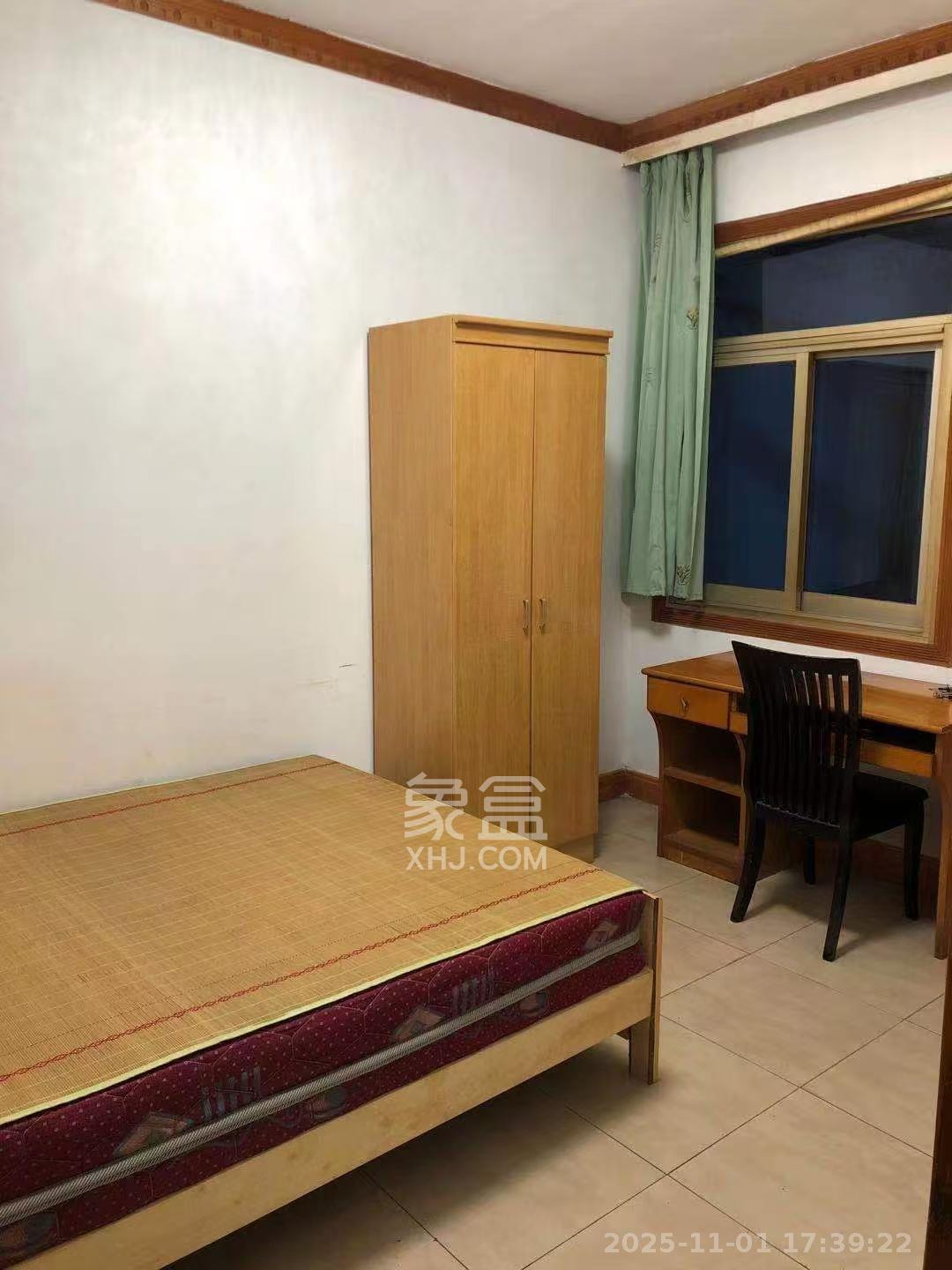 彭家井散盘  2室1厅1卫    1800.0元/月室内图