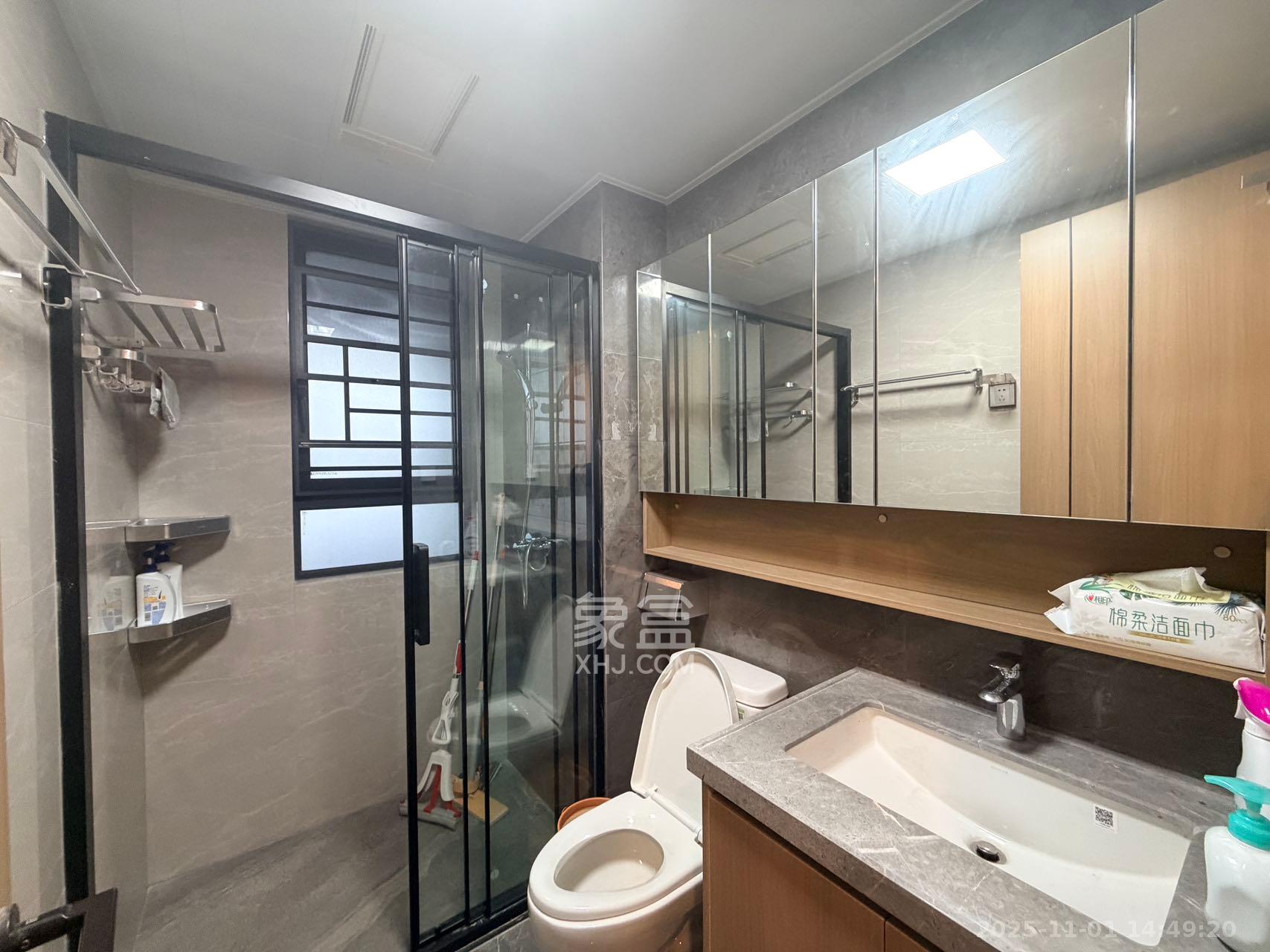 中海星樾府 4室2厅2卫 4800.0元/月 中海星樾府 4室2厅2卫 4800.0元/月室内图