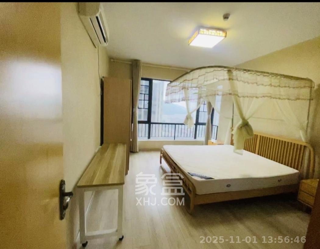 佳兆业云顶梅溪湖（佳兆业梅溪荟）  4室2厅2卫    4000.0元/月室内图