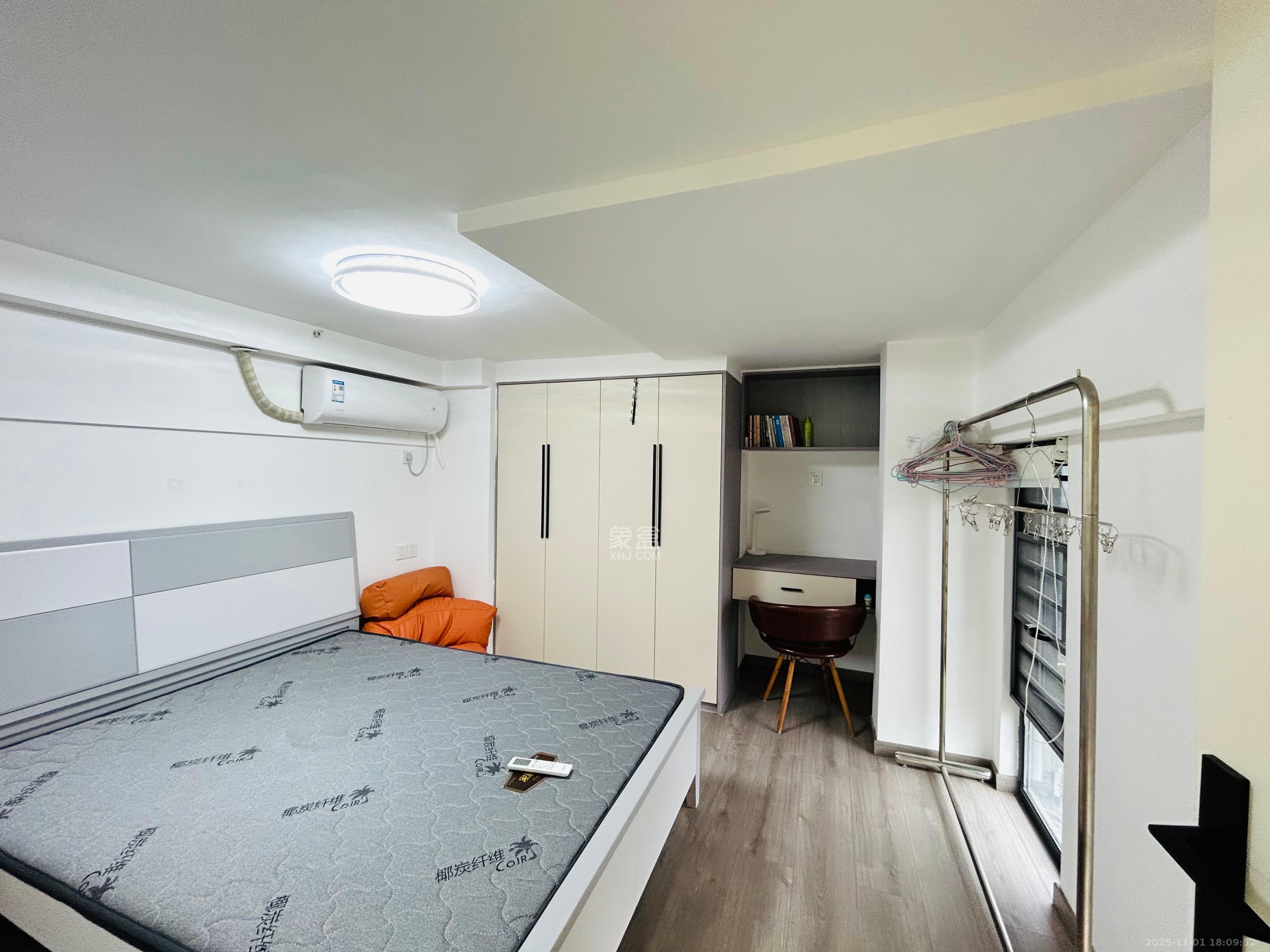 中海阅溪府  1室0厅0卫    1900.0元/月室内图