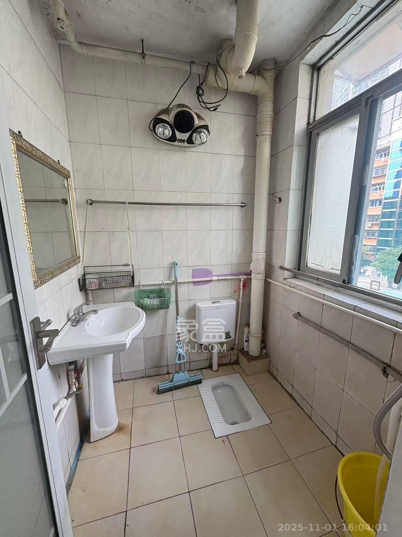 人造板厂宿舍（新河北堤1号）  2室2厅1卫    1700.0元/月室内图