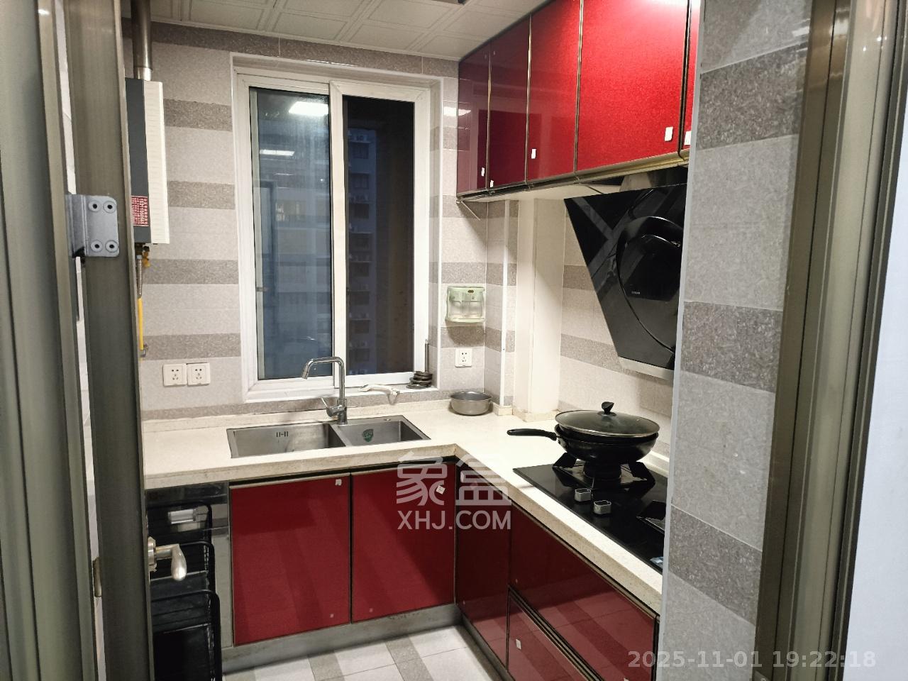 楚天世纪城东苑  3室2厅1卫    1900.0元/月室内图