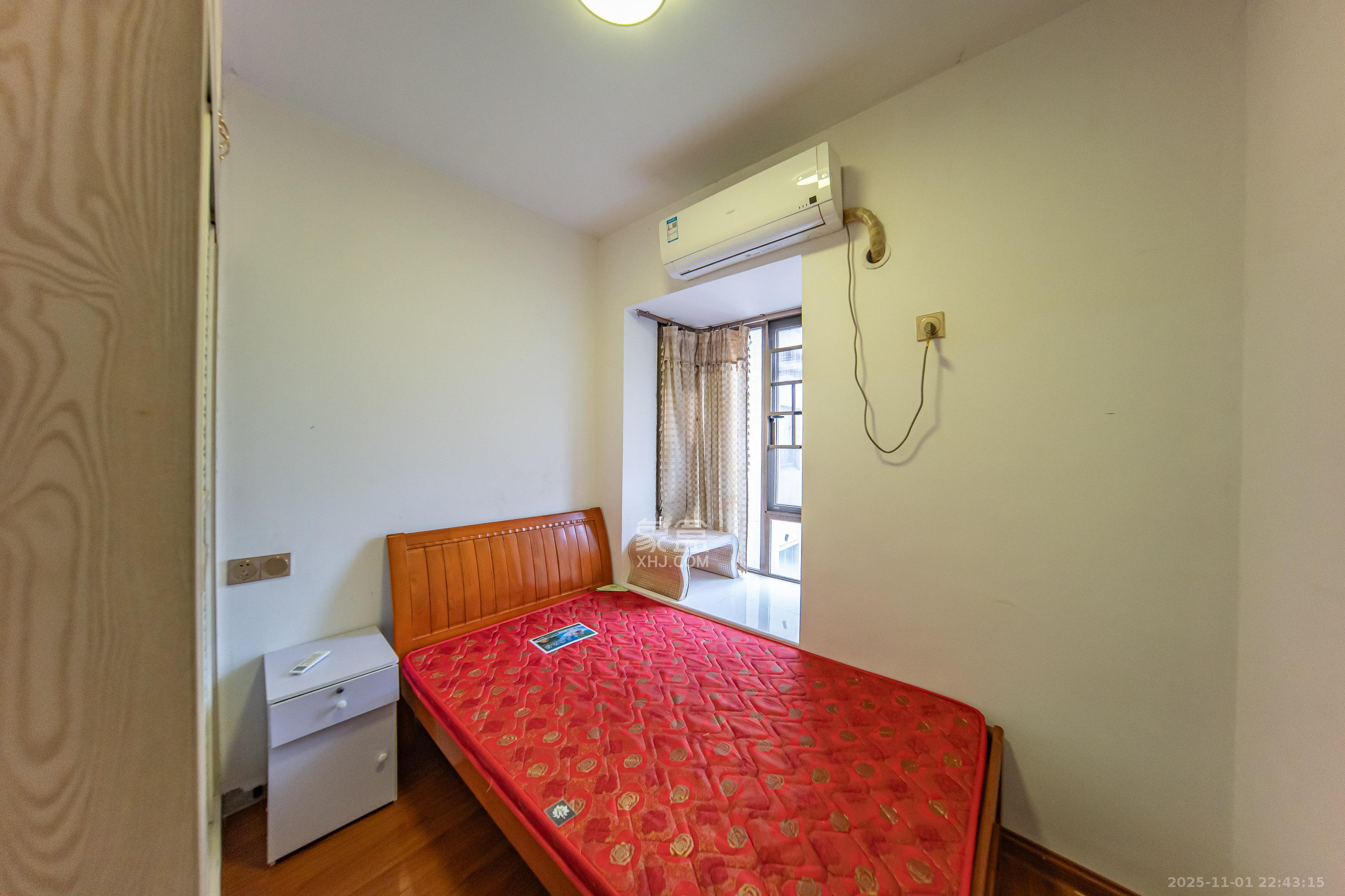 江山帝景哈佛 3室2厅1卫 67.0万 江山帝景哈佛 3室2厅1卫 67.0万卧室