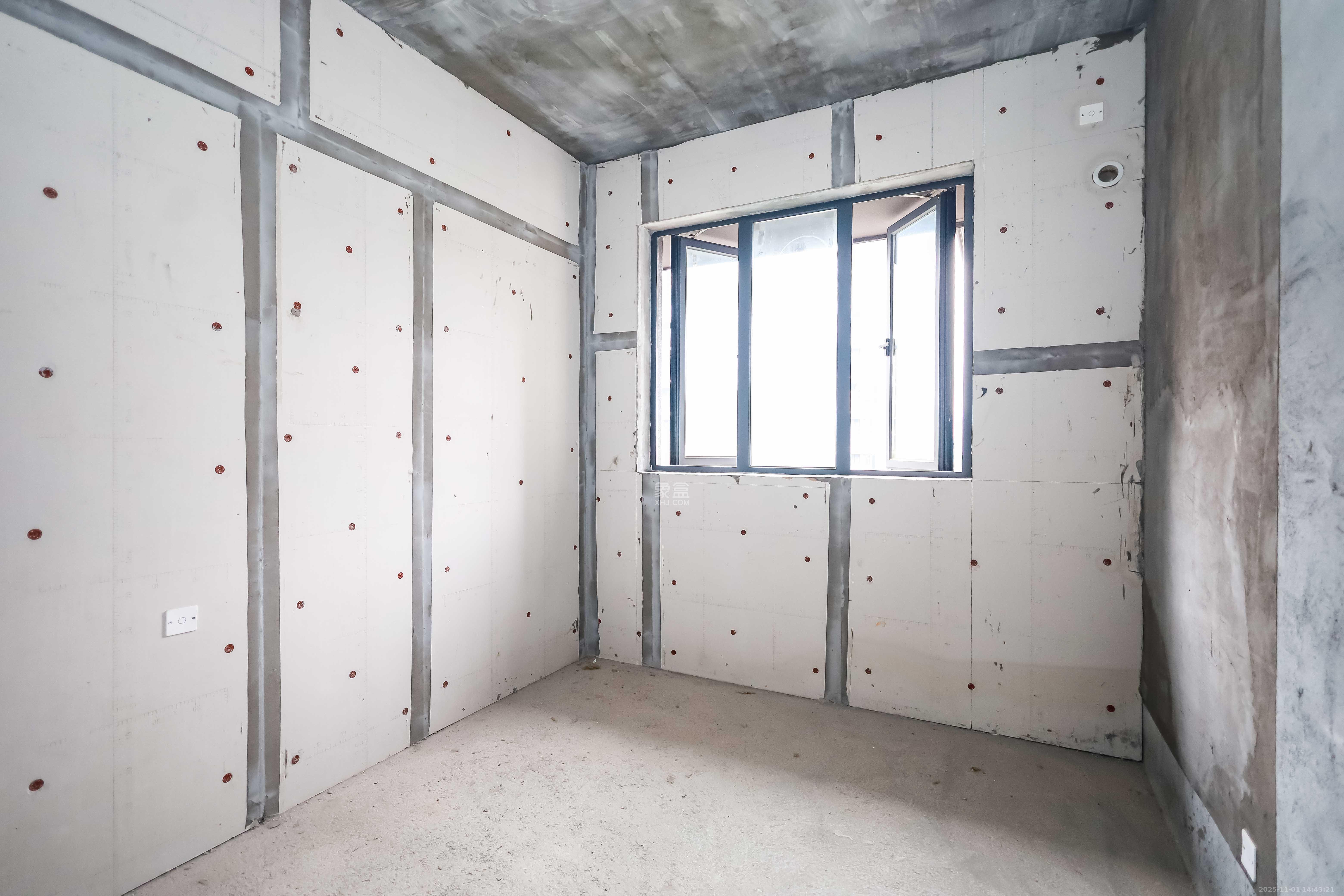 招商雍山湖 4室2厅2卫 226.0万 招商雍山湖 4室2厅2卫 226.0万卧室