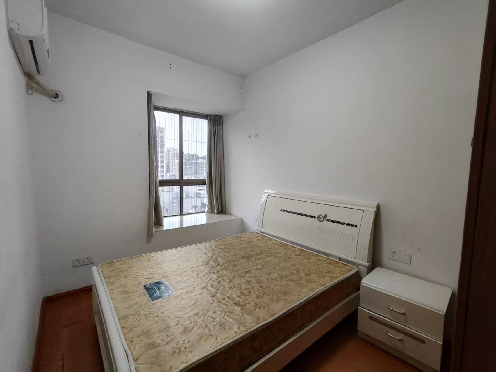 明兴花苑 2室2厅1卫 1500.0元/月 明兴花苑 2室2厅1卫 1500.0元/月室内图