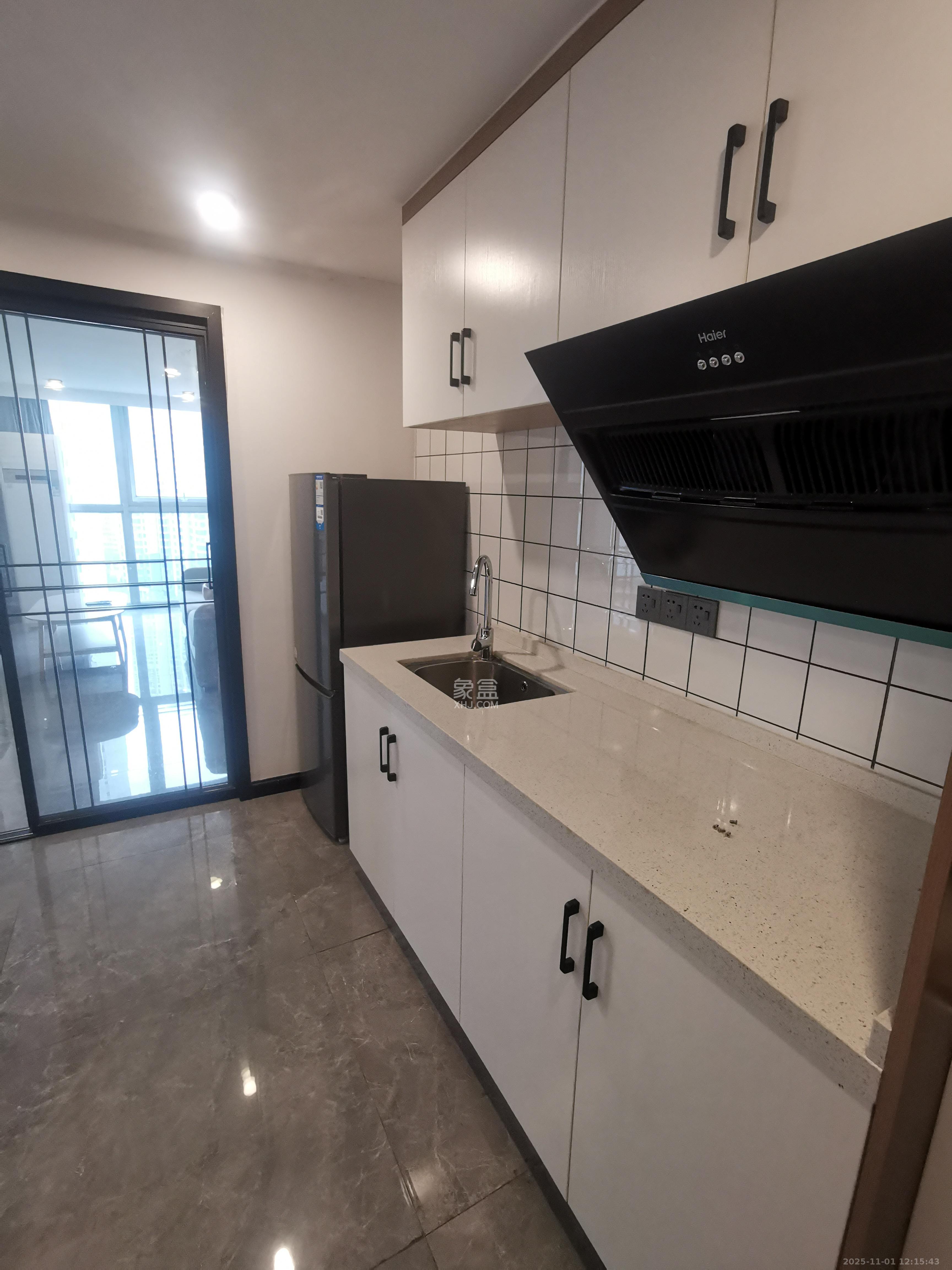 绿地长沙城际空间站(绿地新里佳苑) 1室1厅1卫 2000.0元/月 绿地长沙城际空间站(绿地新里佳苑) 1室1厅1卫 2000.0元/月室内图