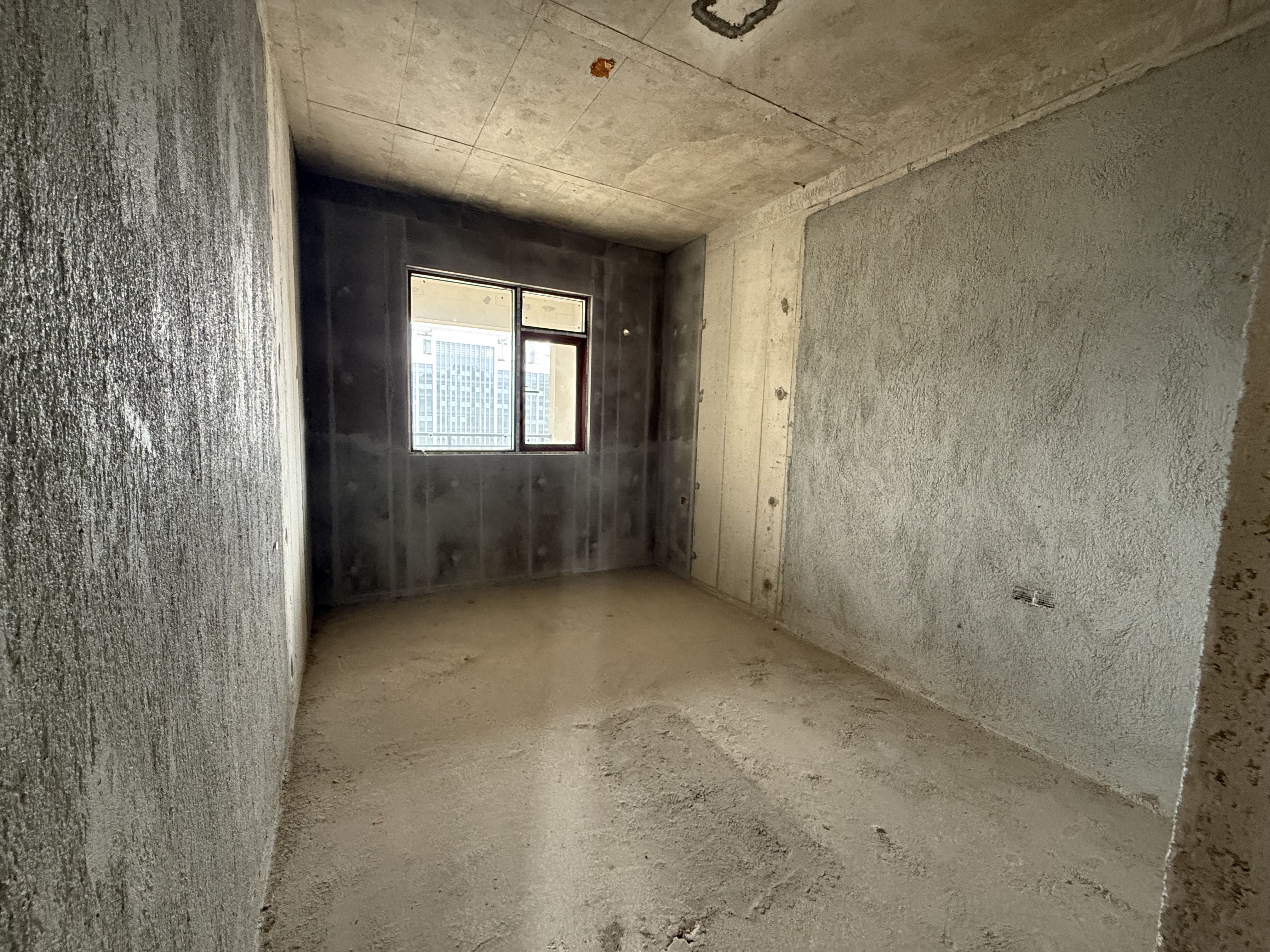 吉大汉珠山府 4室2厅2卫 110.0万 吉大汉珠山府 4室2厅2卫 110.0万客厅