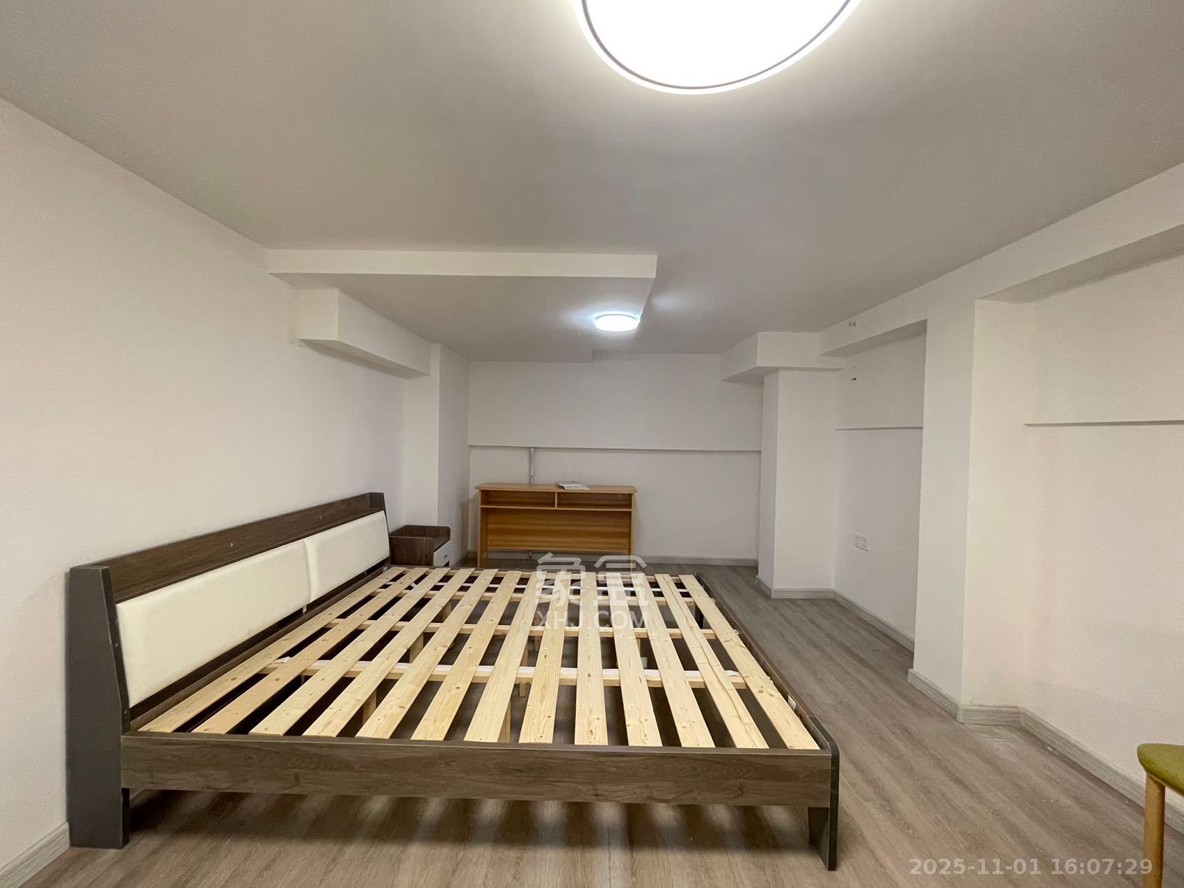 建发央玺(建发泱玺雅苑) 1室1厅1卫 2000.0元/月 建发央玺(建发泱玺雅苑) 1室1厅1卫 2000.0元/月室内图