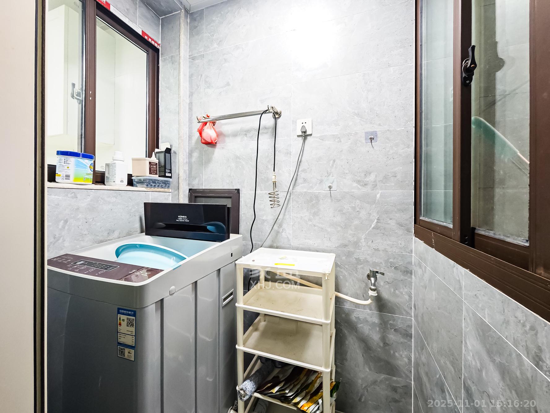 山语城三期  3室2厅1卫    68.0万阳台