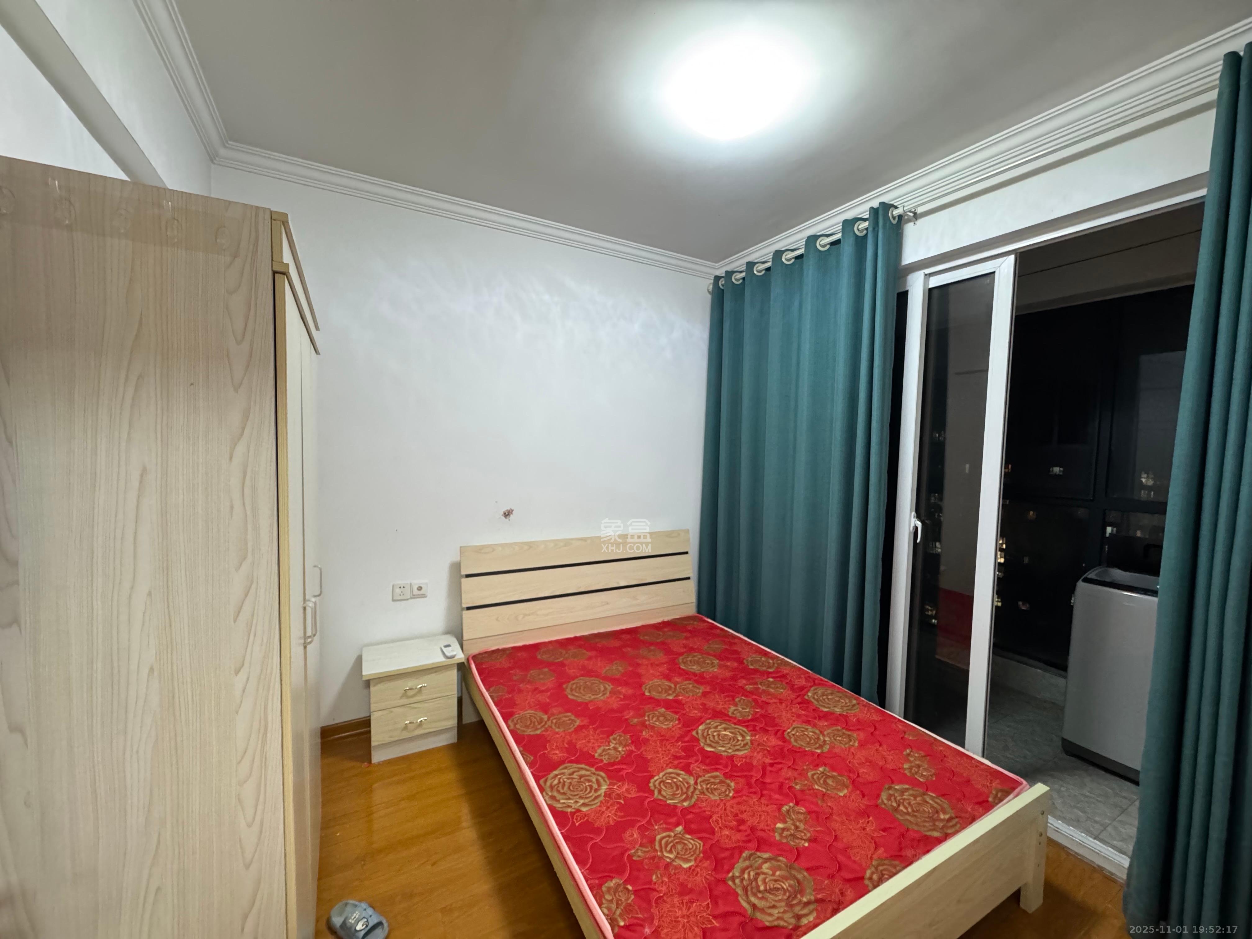 荣盛花语城  1室2厅1卫    2000.0元/月室内图