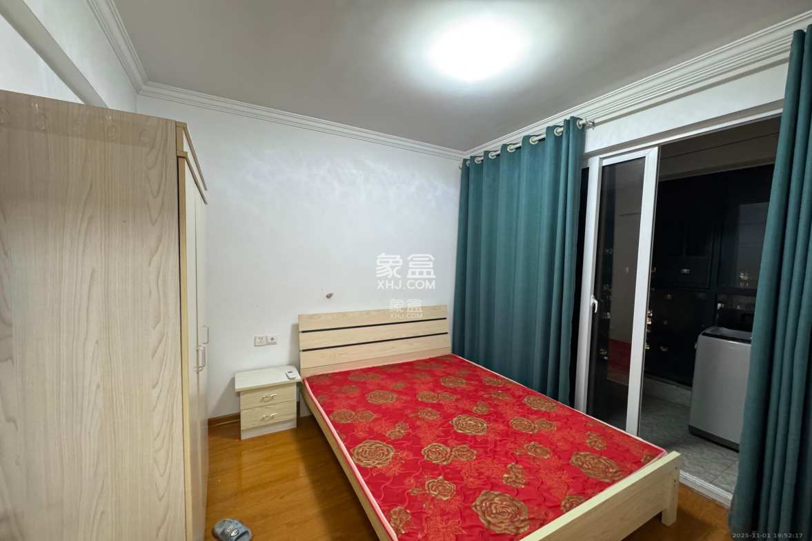 荣盛花语城 1室2厅1卫 2000.0元/月 荣盛花语城 1室2厅1卫 2000.0元/月室内图