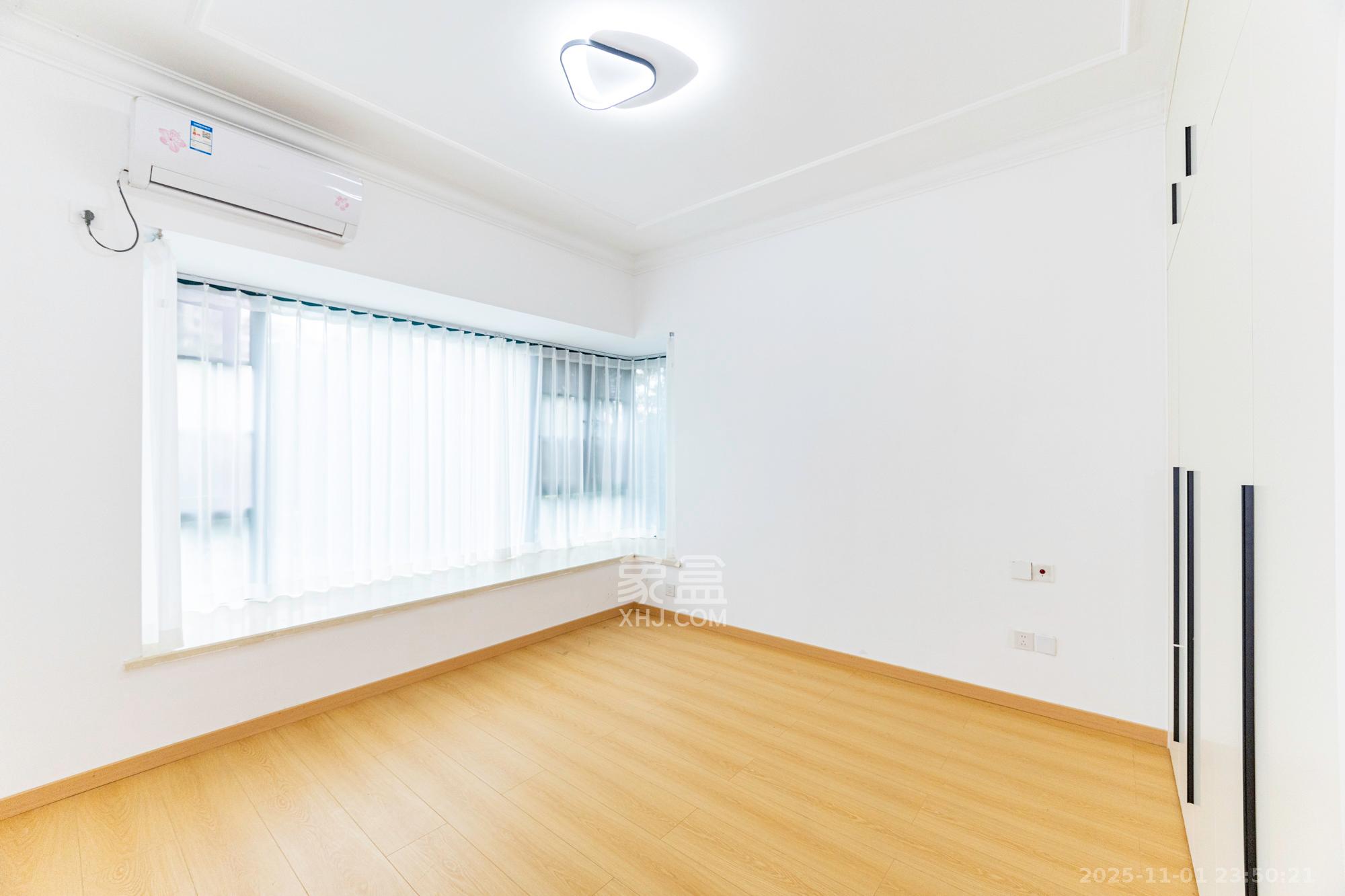 恒大雅苑 3室2厅1卫 85.0万 恒大雅苑 3室2厅1卫 85.0万卧室