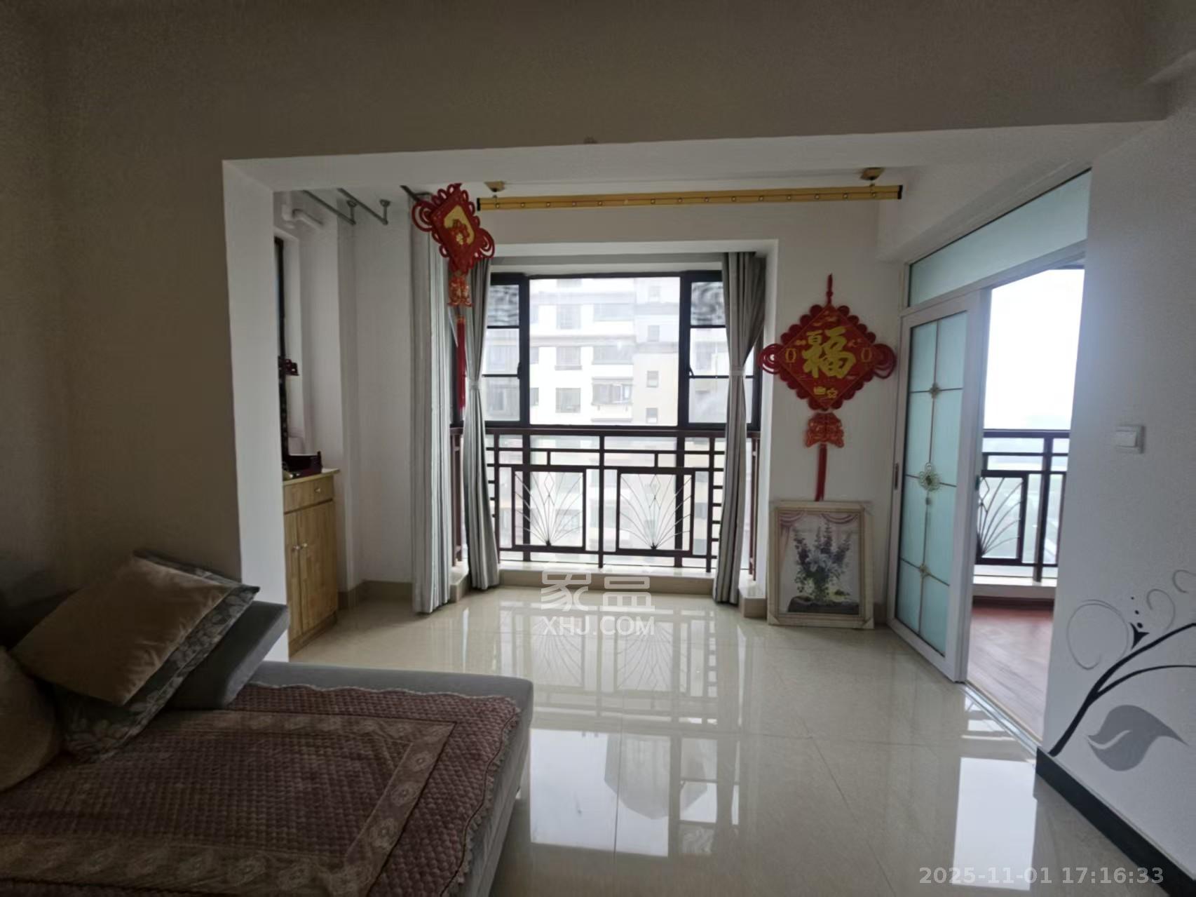 高信向日葵  2室2厅1卫    2400.0元/月室内图