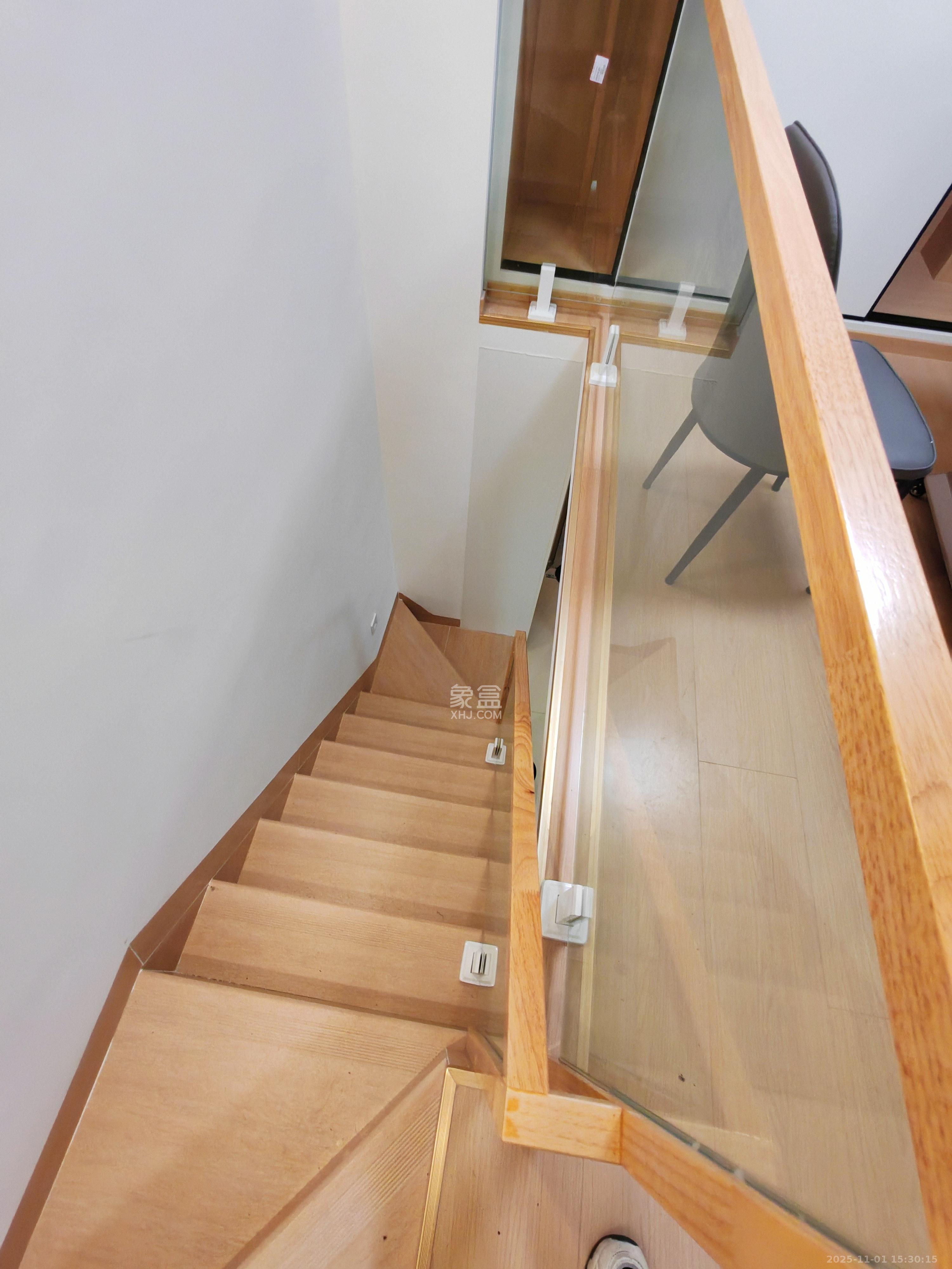 珠江花城好世界 2室1厅1卫 2400.0元/月 珠江花城好世界 2室1厅1卫 2400.0元/月室内图