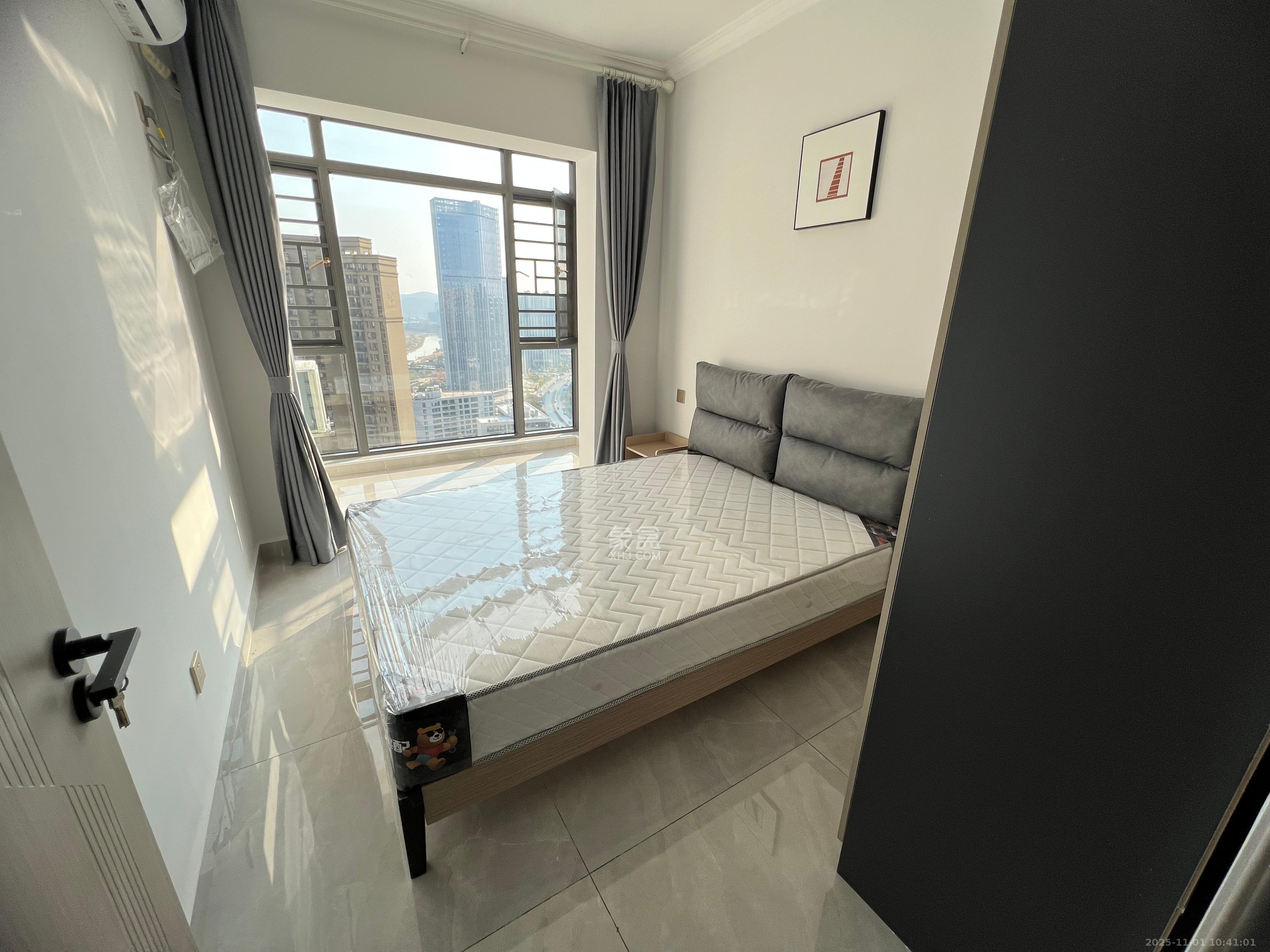 邦盛水岸御园  4室2厅2卫    2800.0元/月室内图