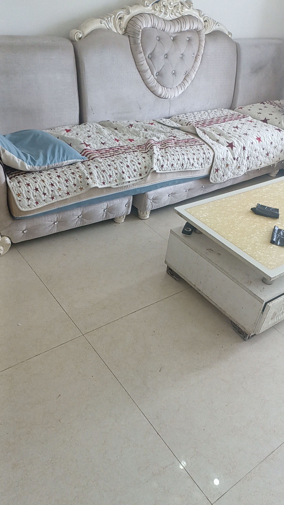 海航城  2室2厅1卫    1900.0元/月室内图