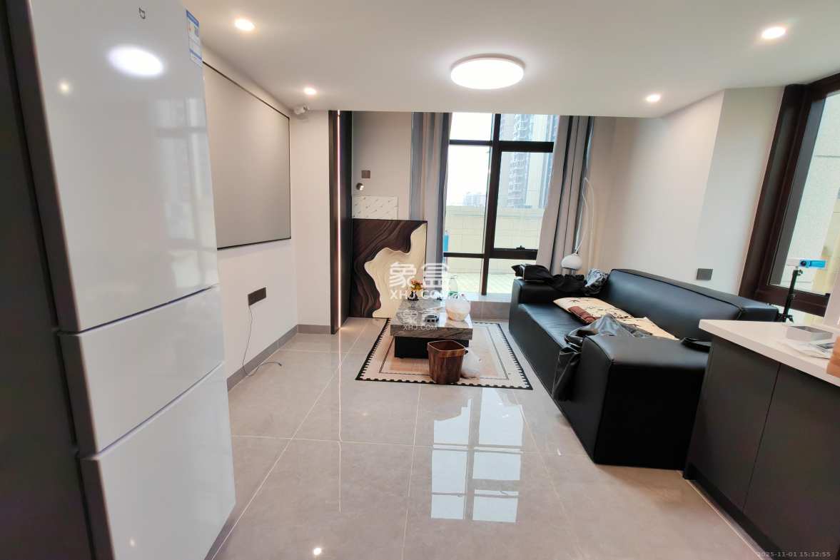 珠江花城好世界 2室1厅1卫 2400.0元/月 珠江花城好世界 2室1厅1卫 2400.0元/月室内图