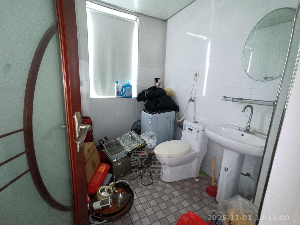 蓝盾景园二期  4室2厅2卫    1600.0元/月室内图