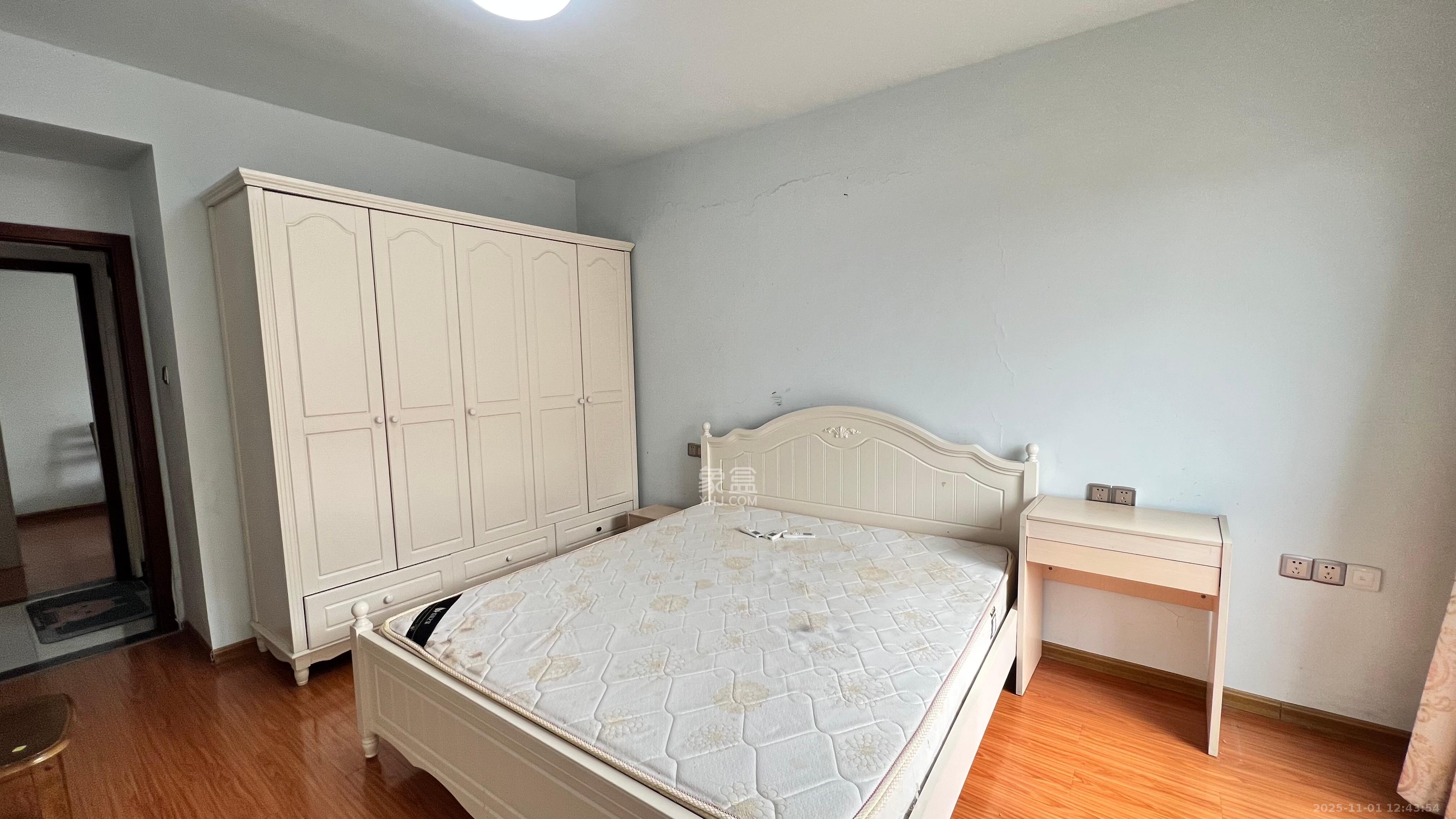 鑫远和城(一、二期)  2室1厅1卫    2000.0元/月 鑫远和城(一、二期)  2室1厅1卫    2000.0元/月室内图