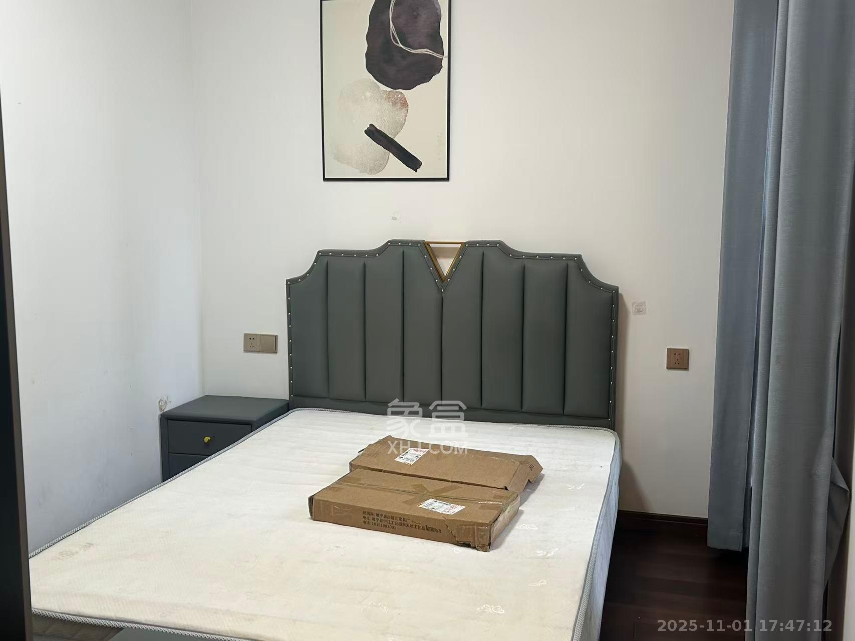 绿地长沙城际空间站(绿地新里佳苑) 3室2厅2卫 3500.0元/月 绿地长沙城际空间站(绿地新里佳苑) 3室2厅2卫 3500.0元/月室内图